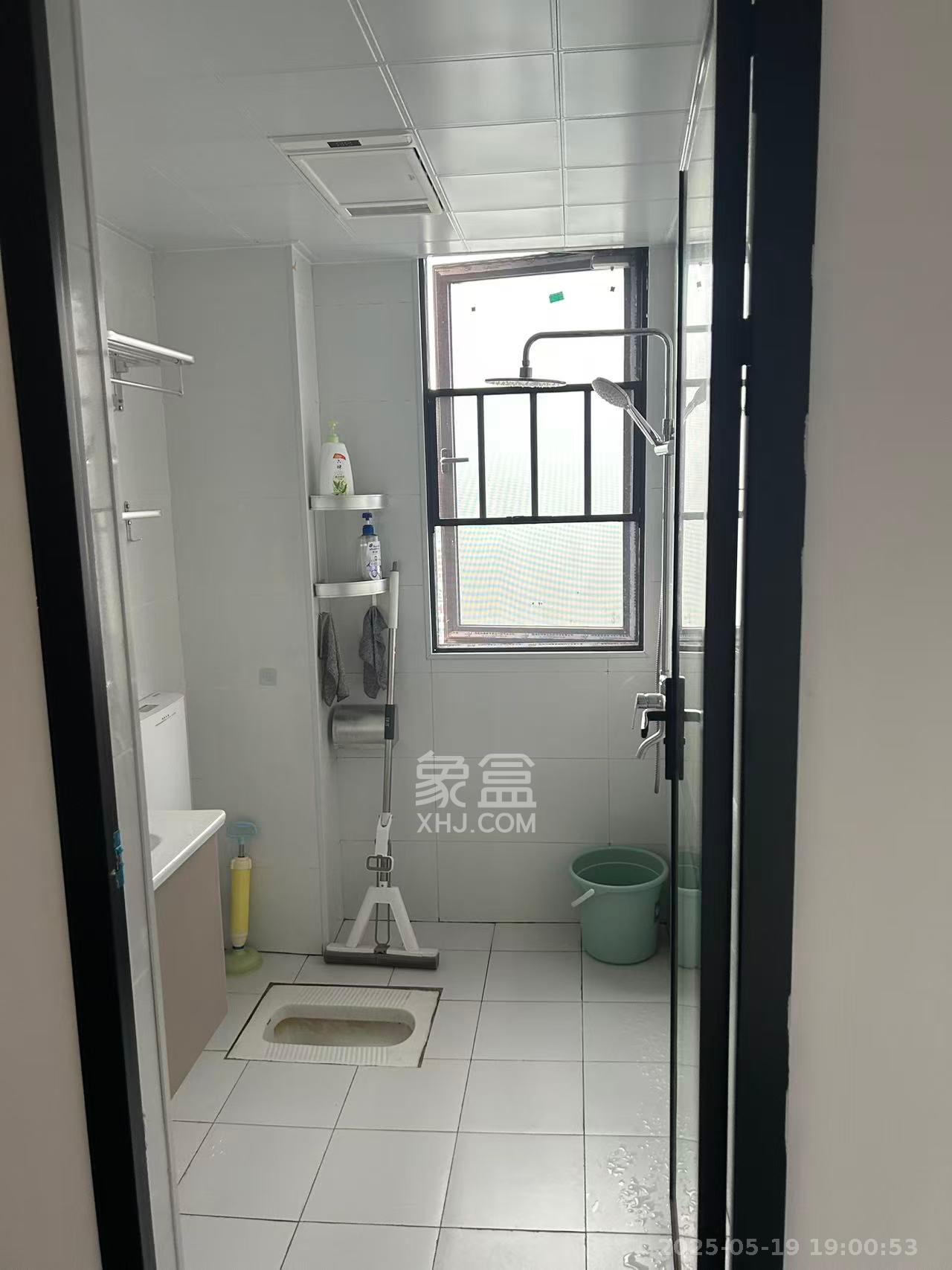 金塘家园 2室1厅1卫 2300.0元/月 金塘家园 2室1厅1卫 2300.0元/月室内图