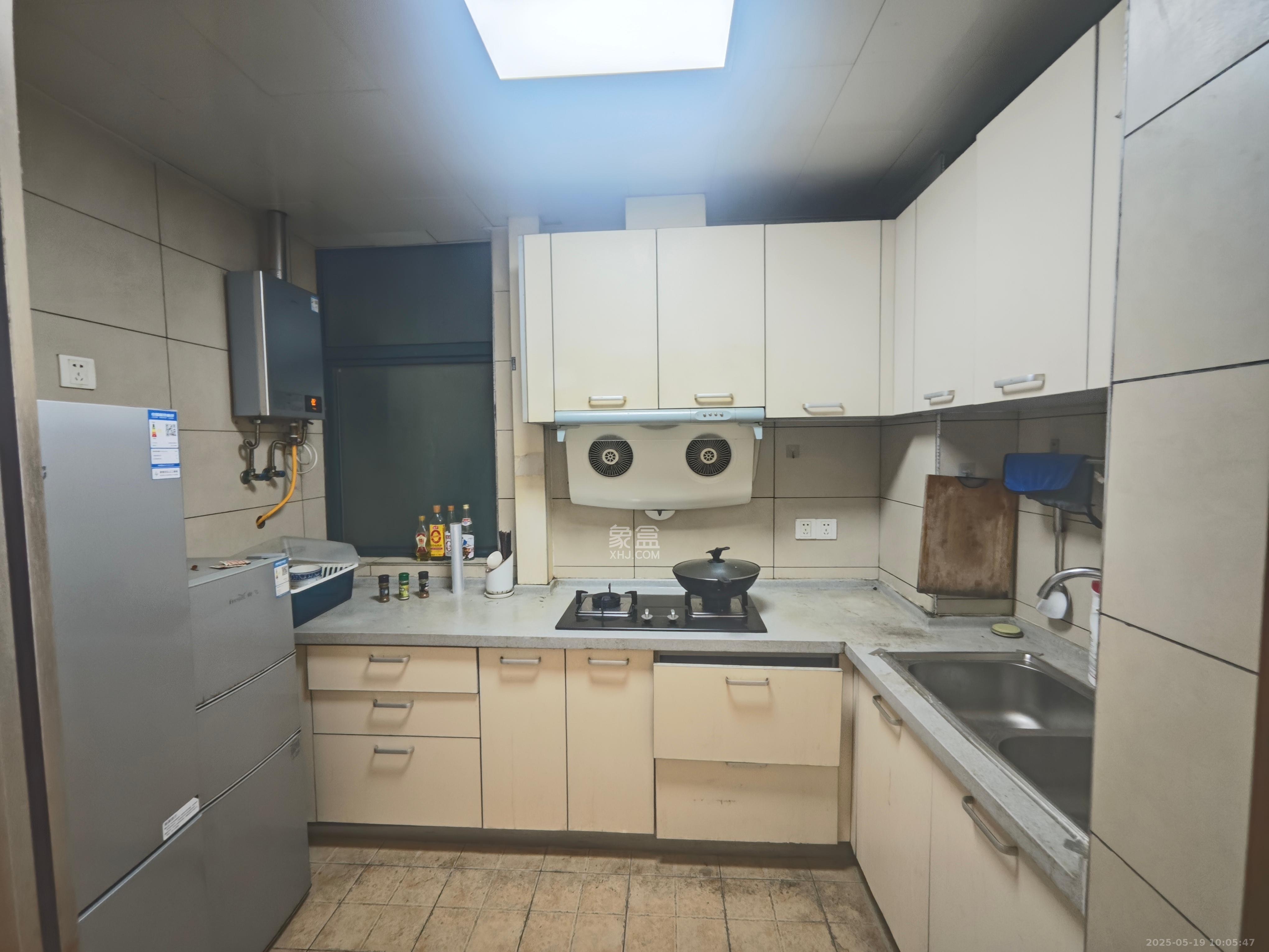 华盛新外滩  4室2厅2卫    3600.0元/月 华盛新外滩  4室2厅2卫    3600.0元/月室内图