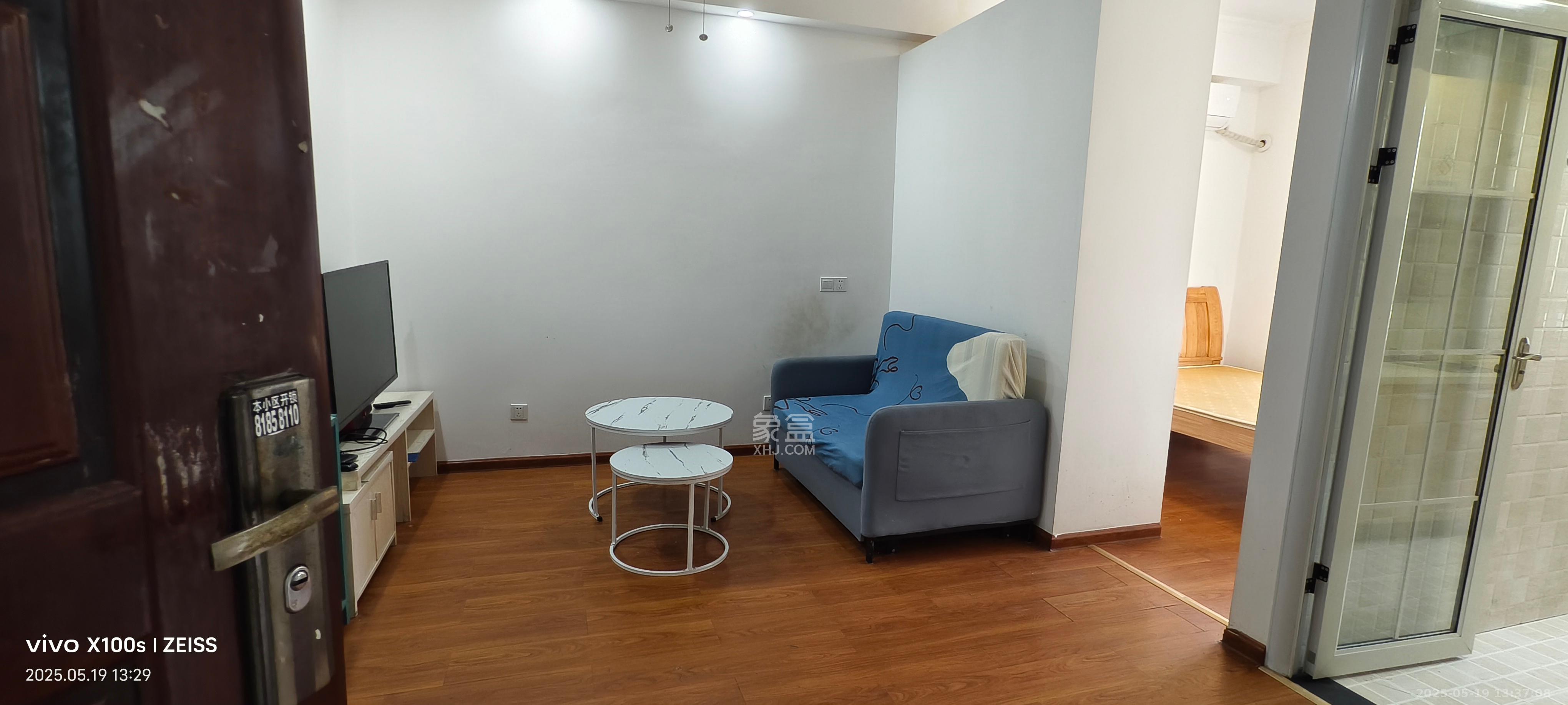 第六都(陆都小区) 1室1厅1卫 1800.0元/月 第六都(陆都小区) 1室1厅1卫 1800.0元/月室内图