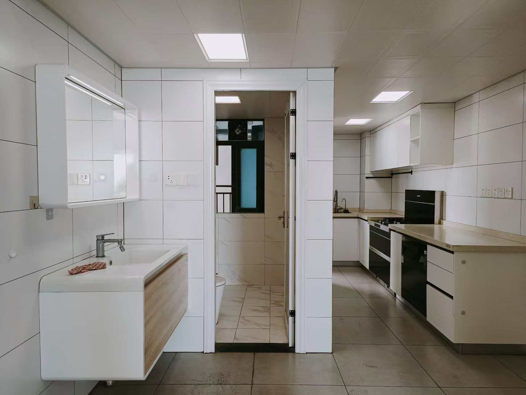 保利中央海岸一二期 3室2厅2卫 205.0万 保利中央海岸一二期 3室2厅2卫 205.0万室内图