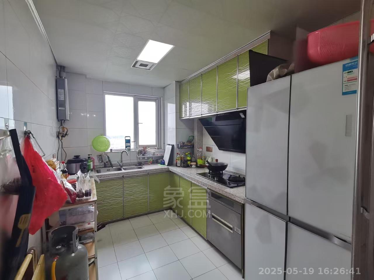 美的城二期 3室2厅2卫 2300.0元/月 美的城二期 3室2厅2卫 2300.0元/月室内图