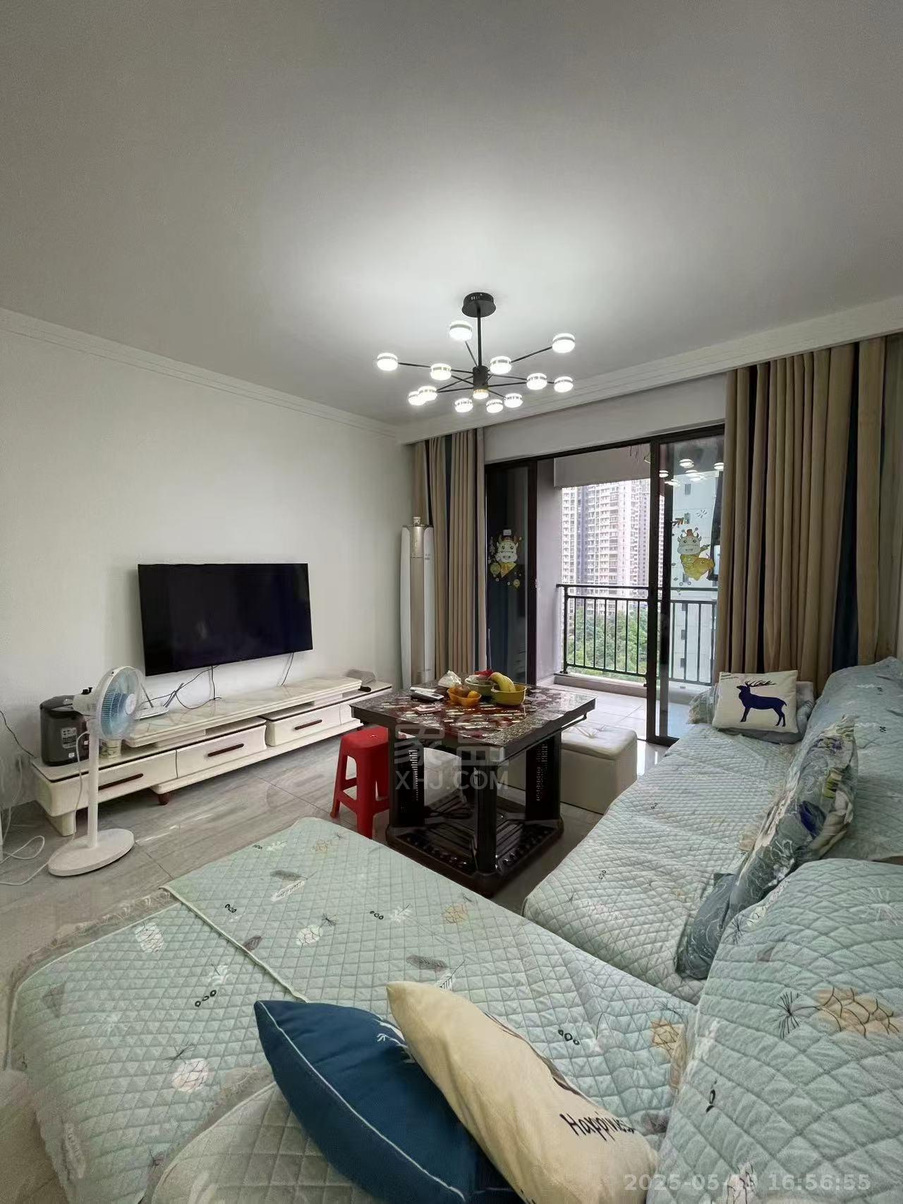 蓝溪谷 3室2厅2卫 2000.0元/月 蓝溪谷 3室2厅2卫 2000.0元/月室内图