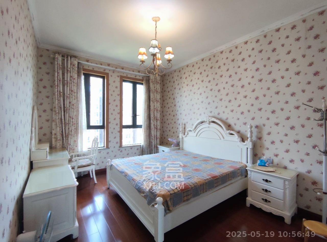 中隆国际御玺 4室2厅3卫 6000.0元/月 中隆国际御玺 4室2厅3卫 6000.0元/月室内图