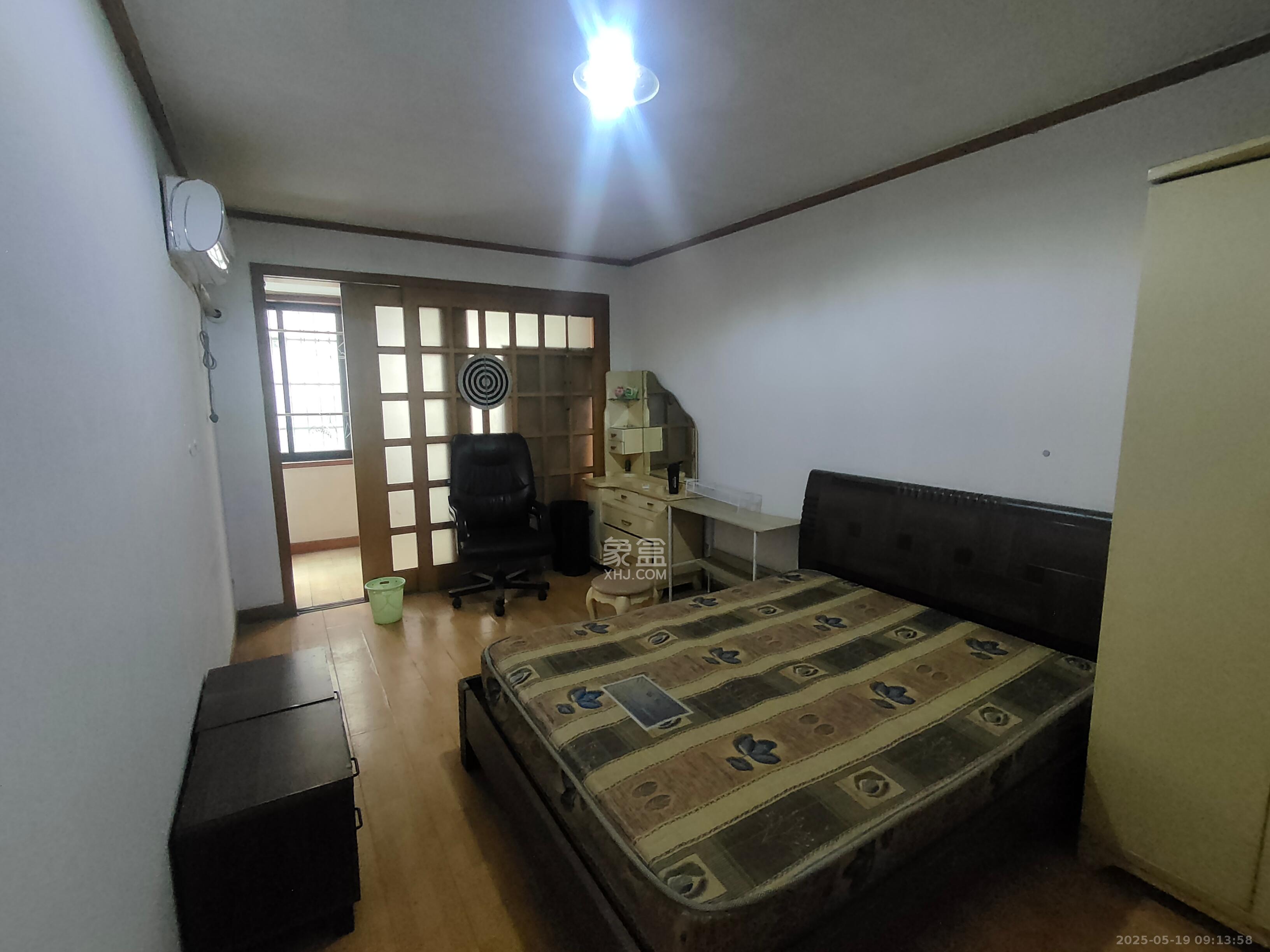 火星一片 3室2厅1卫 1700.0元/月 火星一片 3室2厅1卫 1700.0元/月室内图