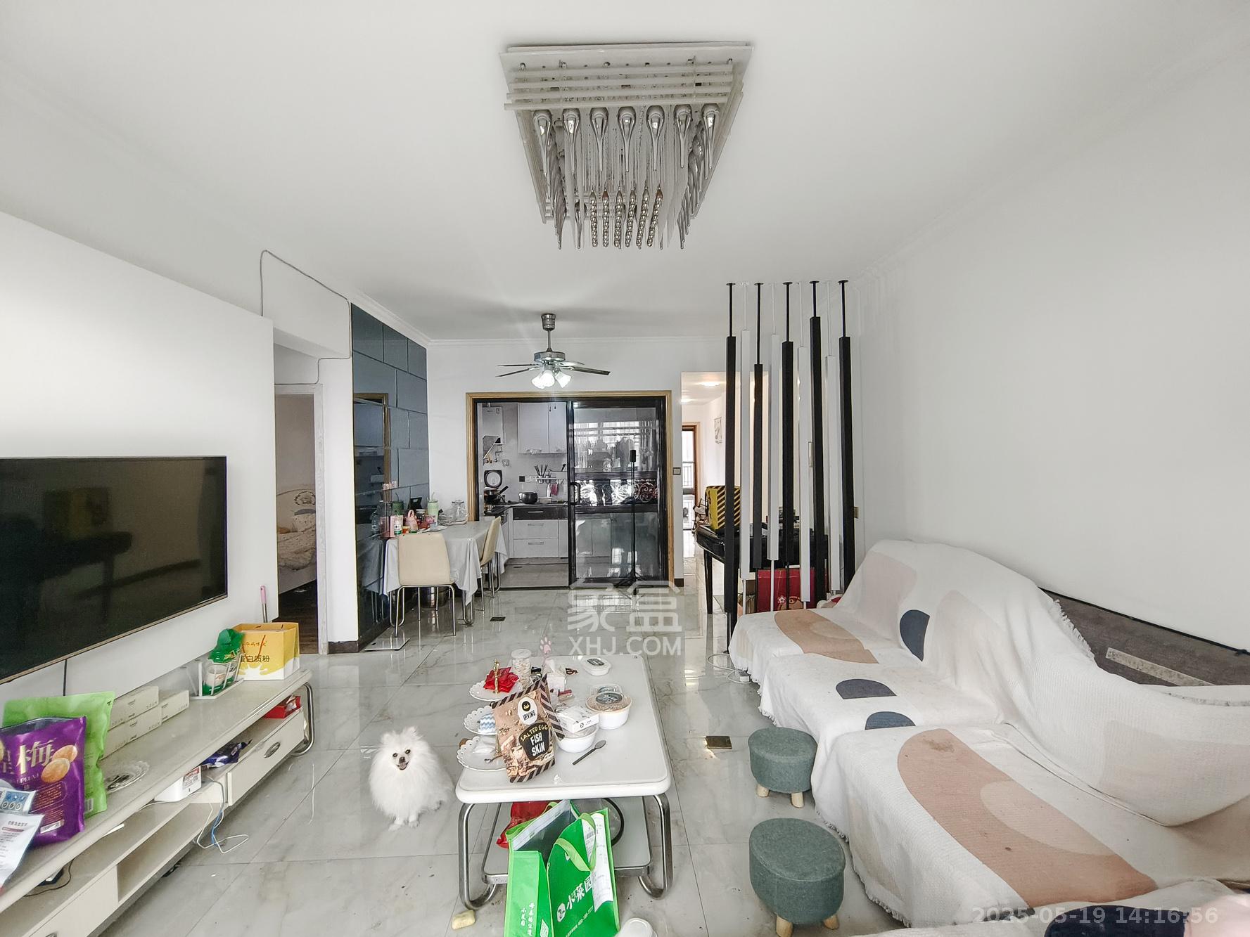 盛地尊域 3室2厅1卫 57.8万 盛地尊域 3室2厅1卫 57.8万客厅