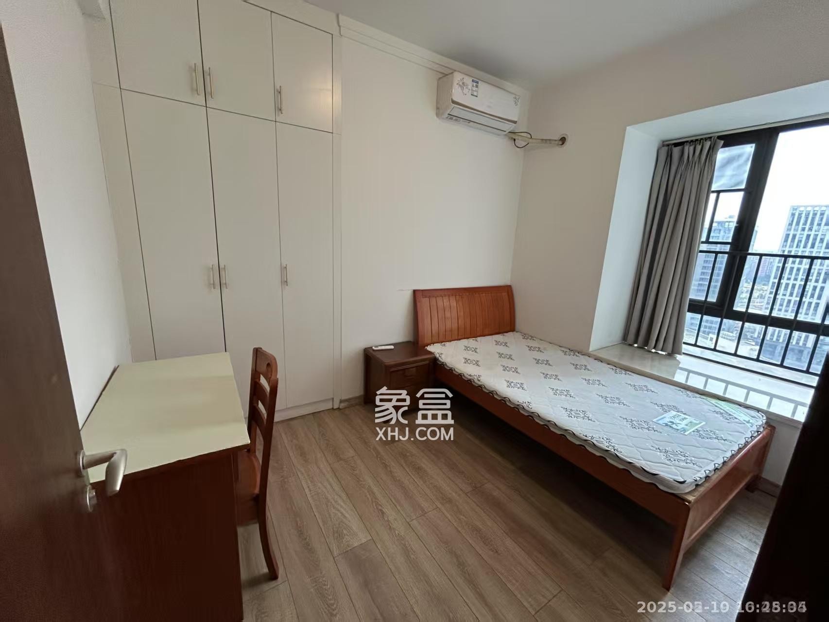 汇金城/嘉华城(二期、三期) 3室2厅2卫 2700.0元/月 汇金城/嘉华城(二期、三期) 3室2厅2卫 2700.0元/月室内图