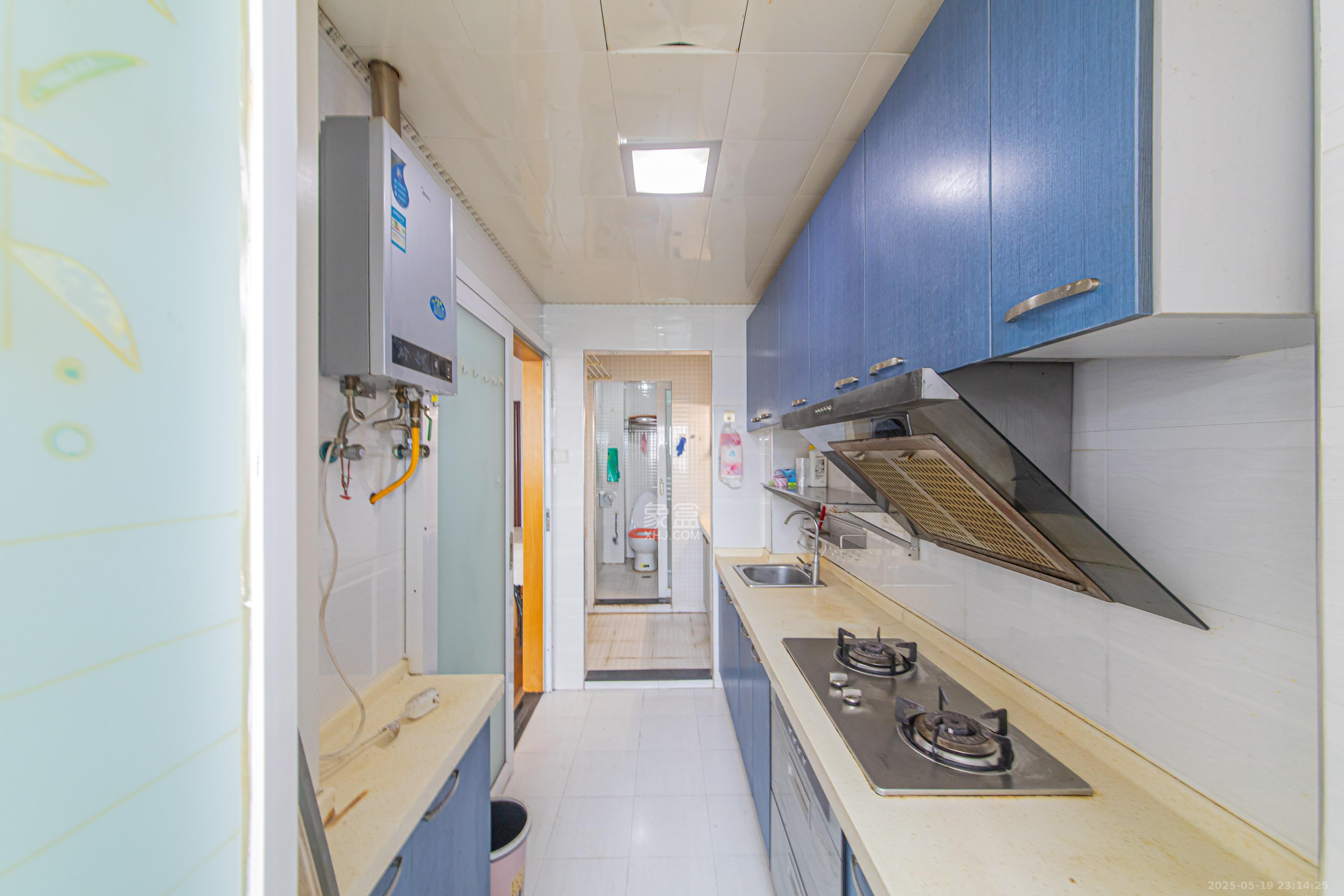 生活艺术城 2室2厅1卫 56.0万 生活艺术城 2室2厅1卫 56.0万厨房