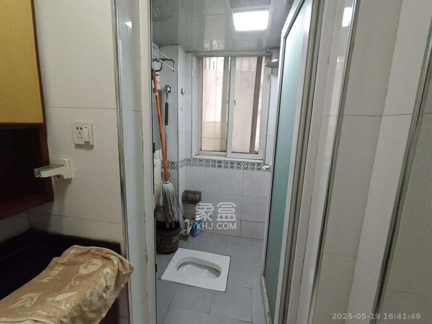景环小区  3室2厅1卫   1800.00元/月室内图