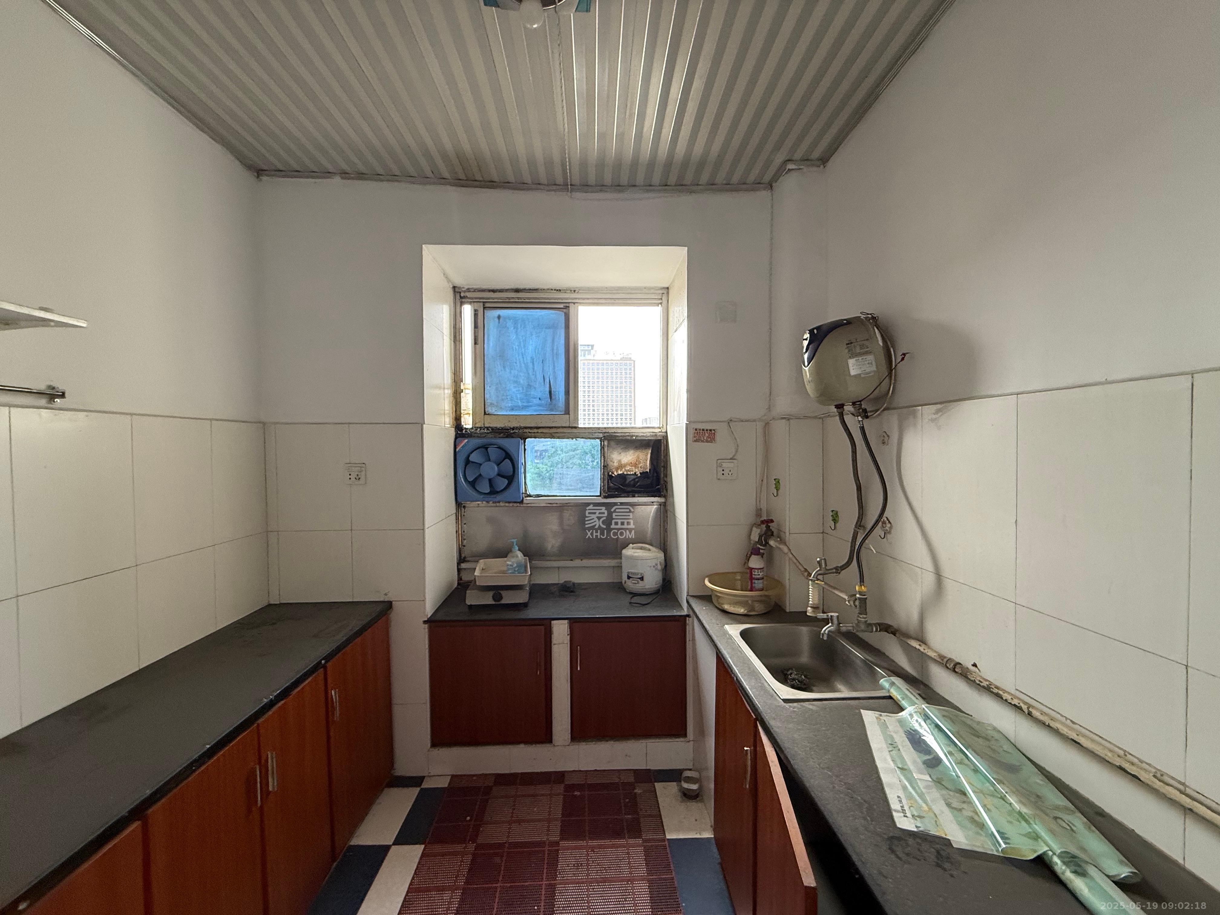 砂子塘社区 2室1厅1卫 1300.0元/月 砂子塘社区 2室1厅1卫 1300.0元/月室内图