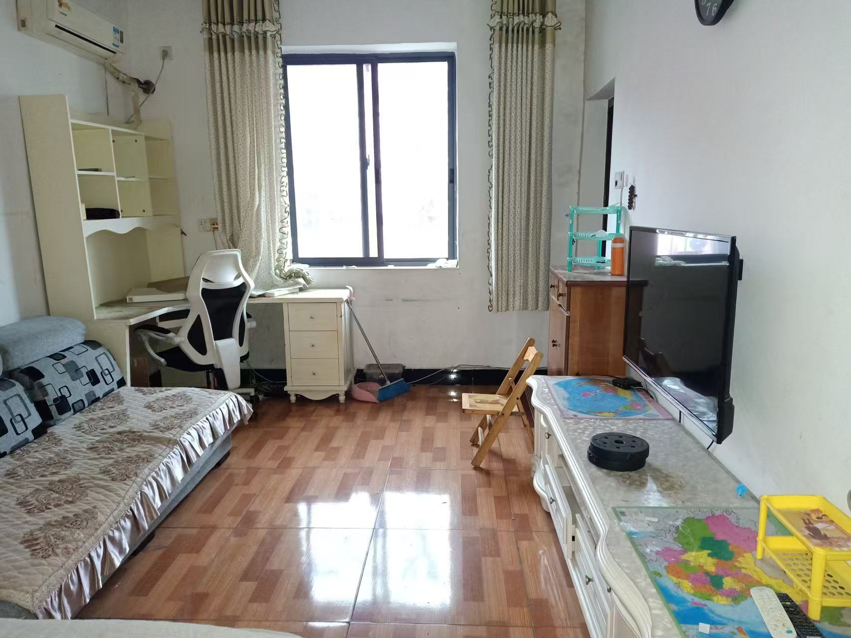 建湘新村  1室1厅0卫   1200.00元/月户型图