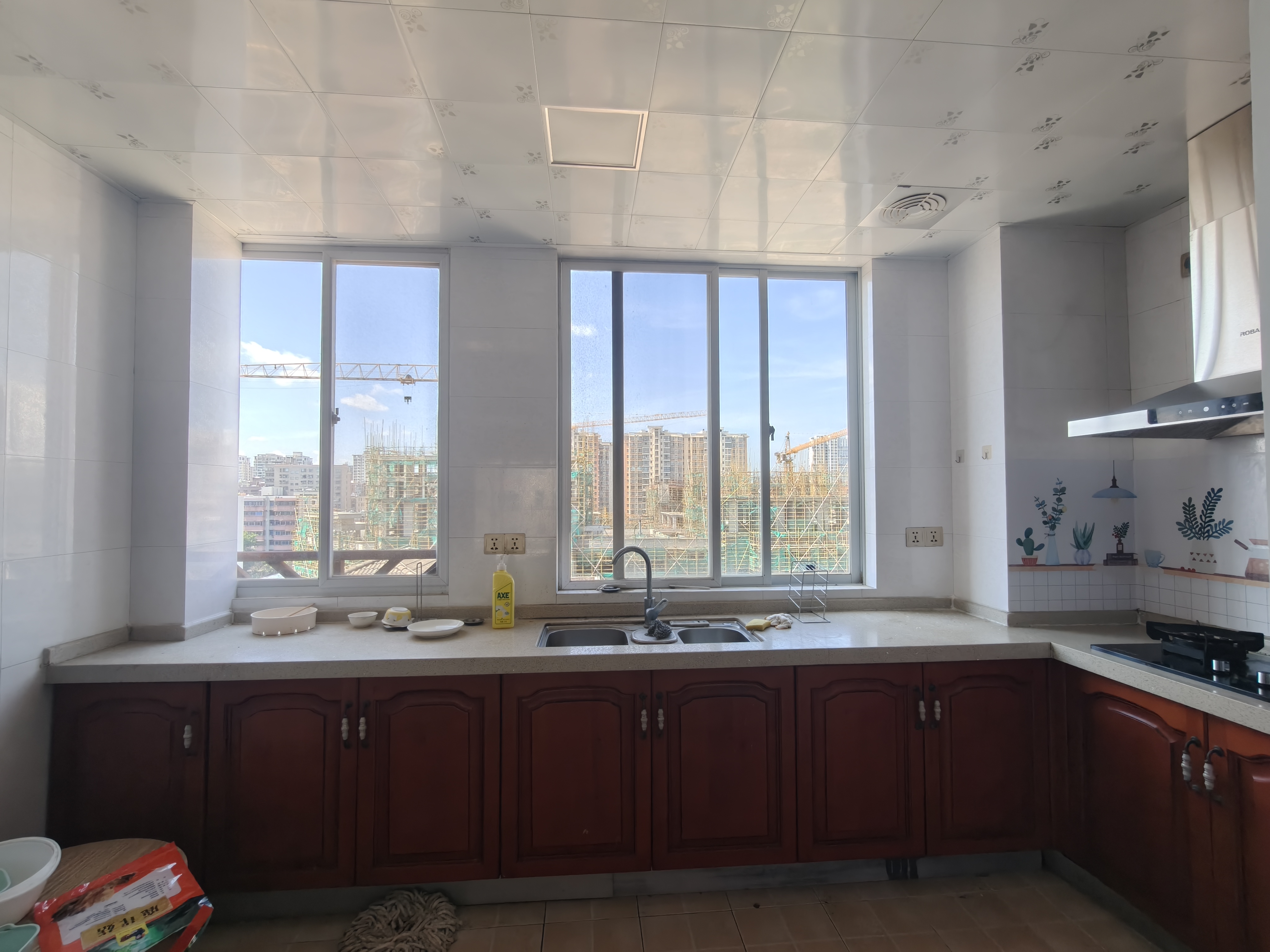 海岛阳光二期 3室2厅2卫 2500.0元/月 海岛阳光二期 3室2厅2卫 2500.0元/月室内图