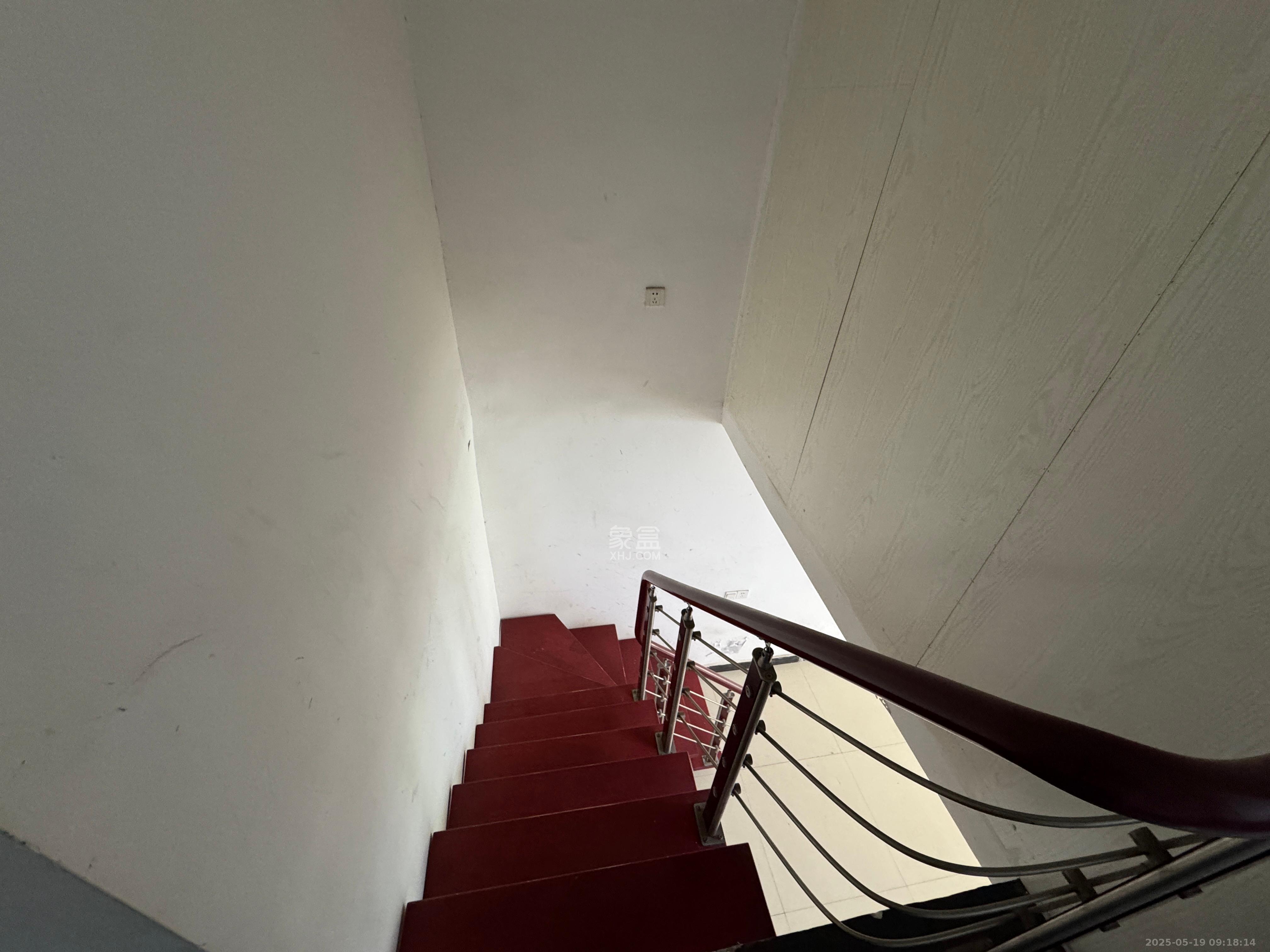 西子一间 1室1厅1卫 3200.0元/月 西子一间 1室1厅1卫 3200.0元/月室内图