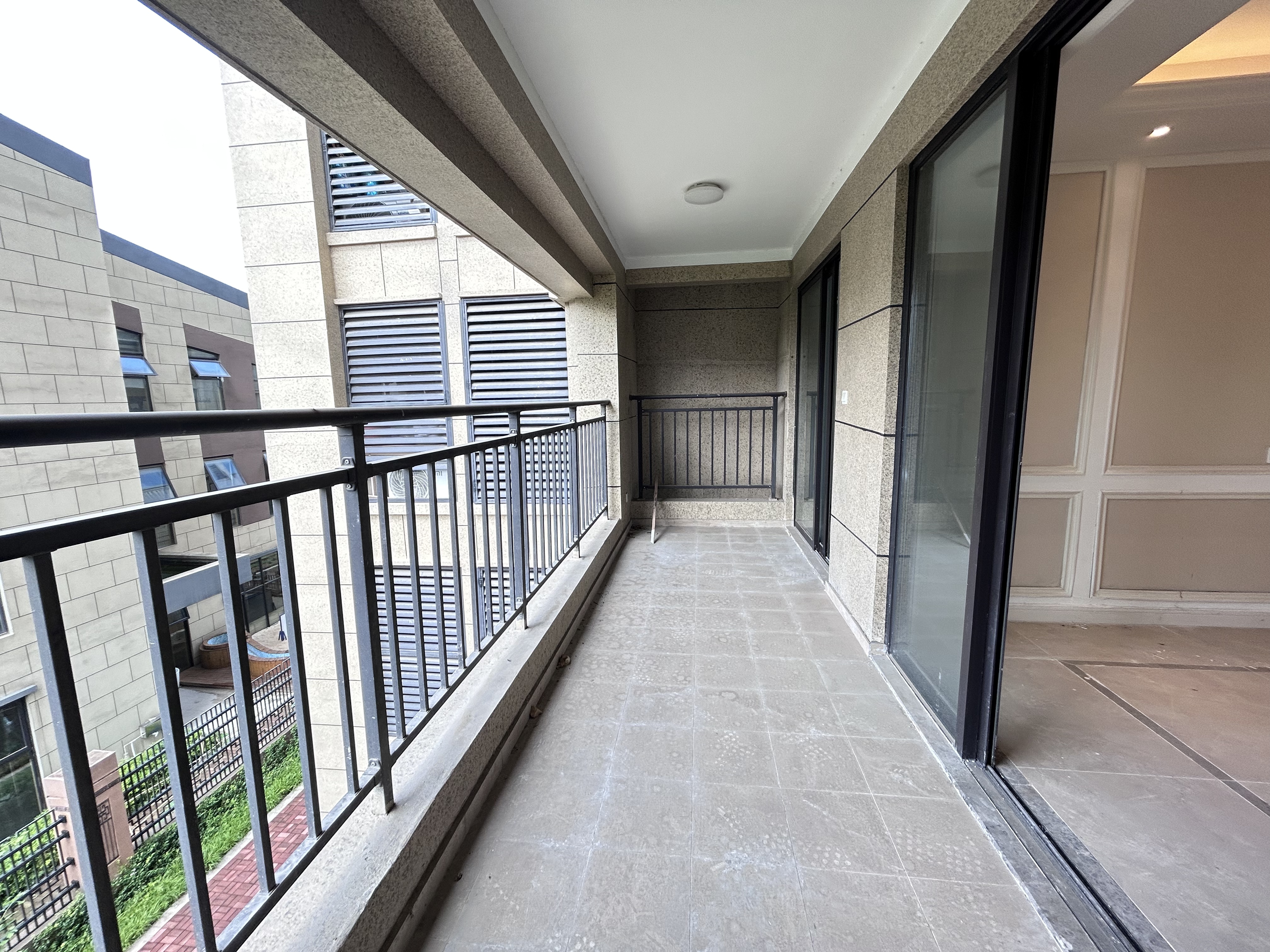 荣盛碧桂园铂悦府 4室2厅2卫 1600.0元/月 荣盛碧桂园铂悦府 4室2厅2卫 1600.0元/月室内图