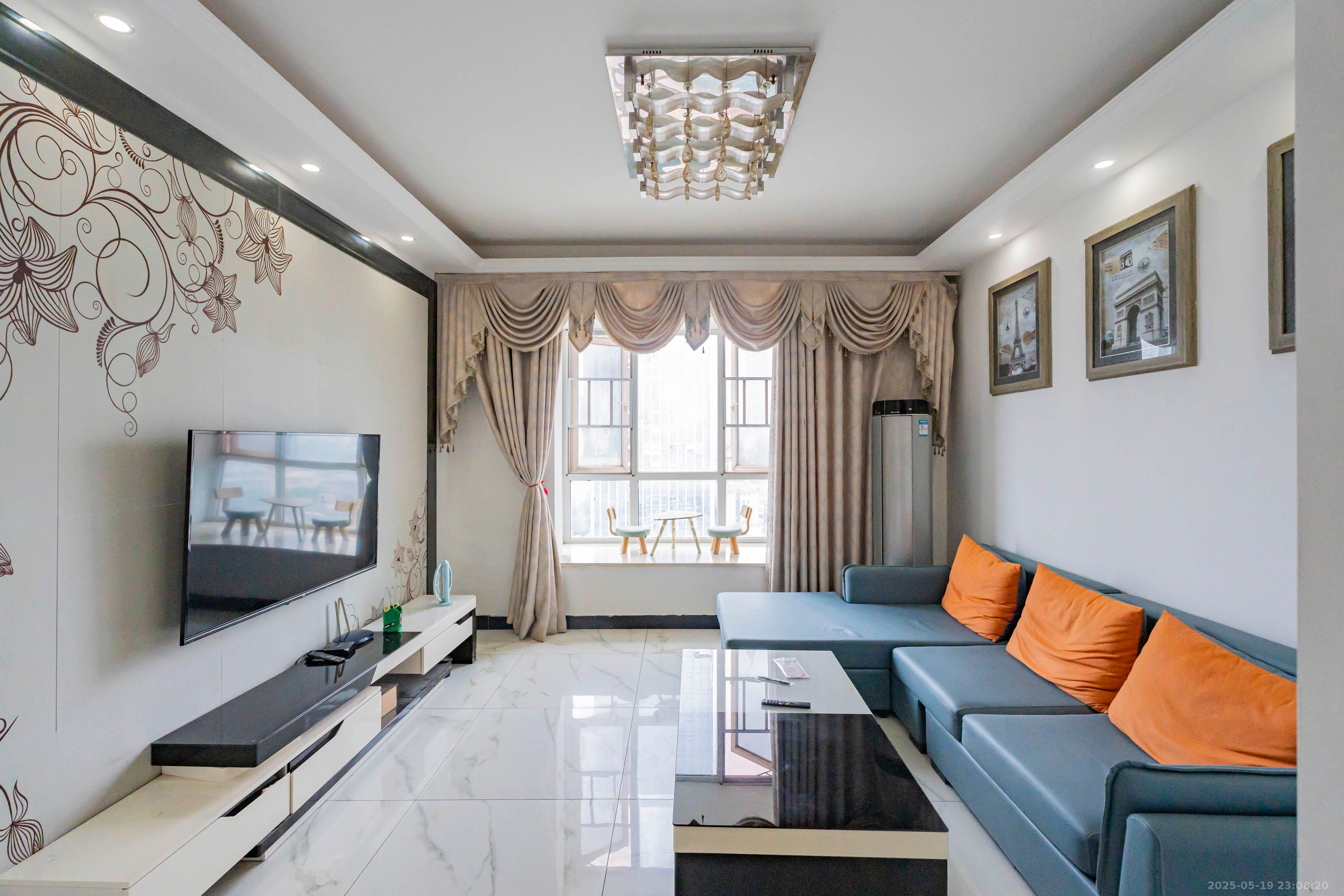 凯乐国际城  2室2厅2卫    84.0万 凯乐国际城  2室2厅2卫    84.0万