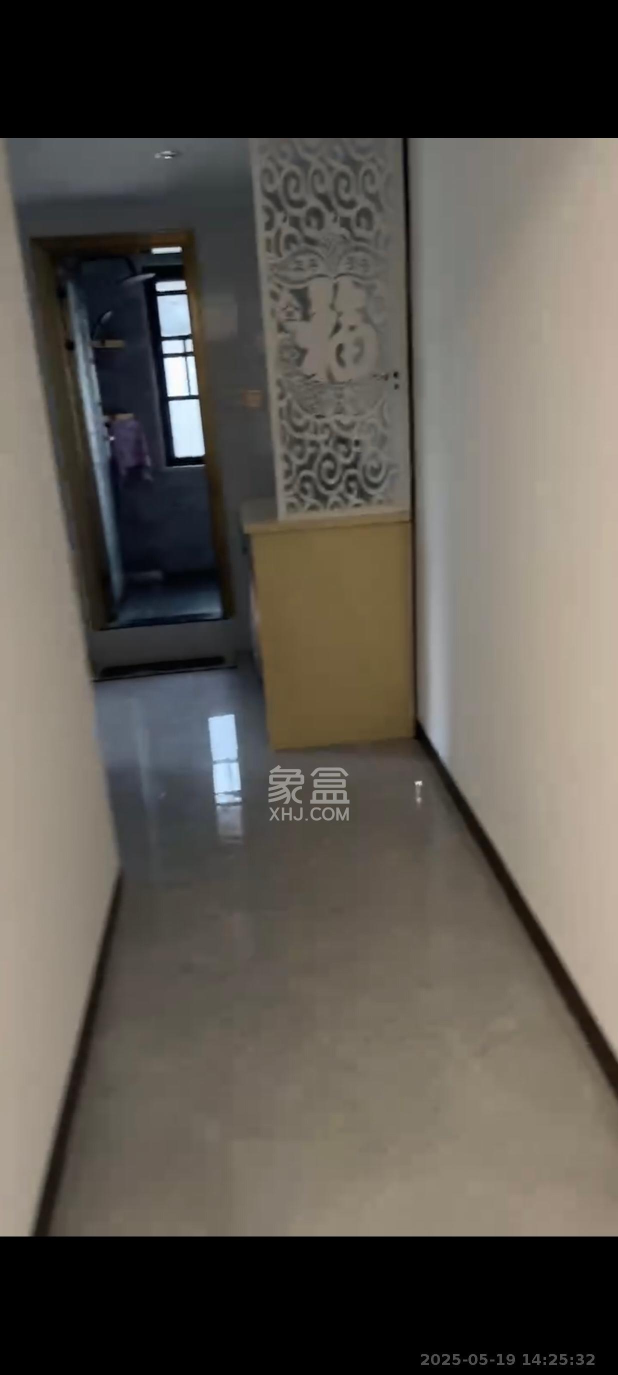 博林云栖  2室2厅1卫   2400.00元/月室内图