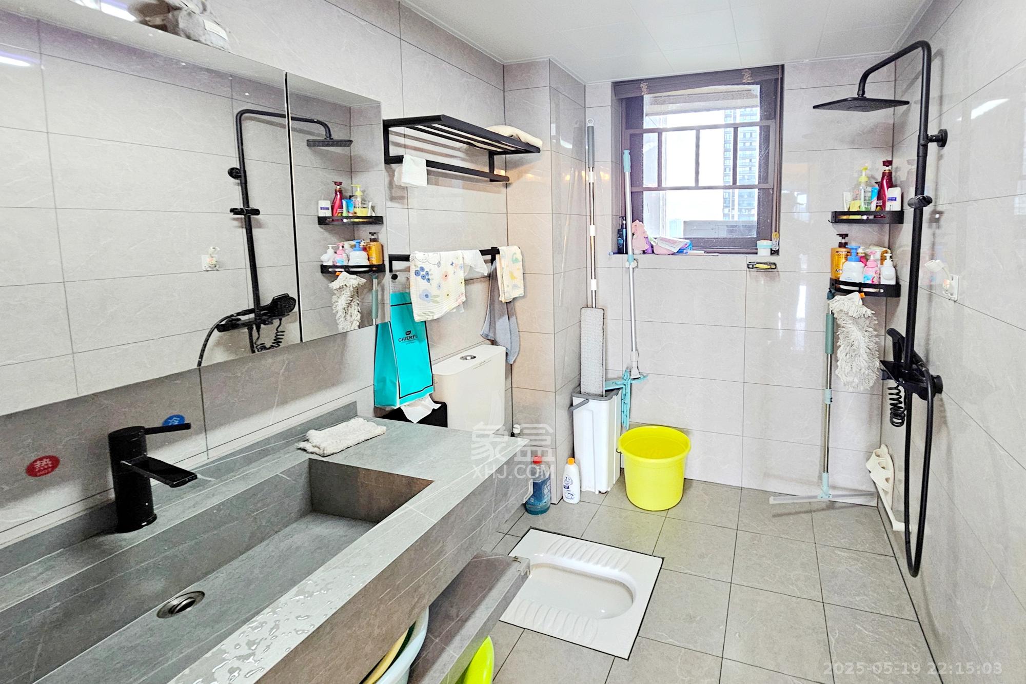 明昇壹城(明昇时代广场)二期  4室2厅2卫    229.0万 明昇壹城(明昇时代广场)二期  4室2厅2卫    229.0万卫生间