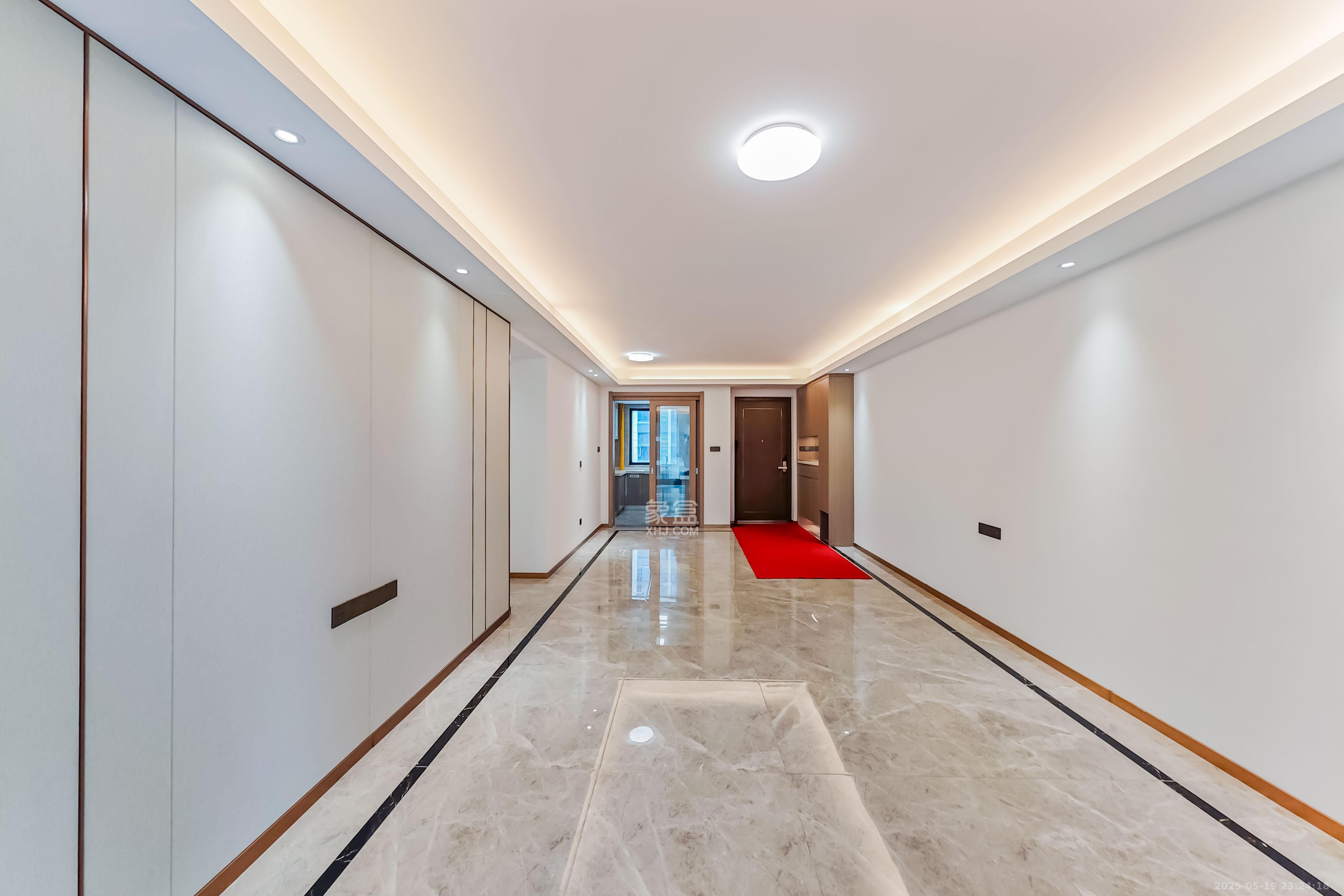 旭辉雨花郡  4室2厅2卫    216.0万 旭辉雨花郡  4室2厅2卫    216.0万客厅