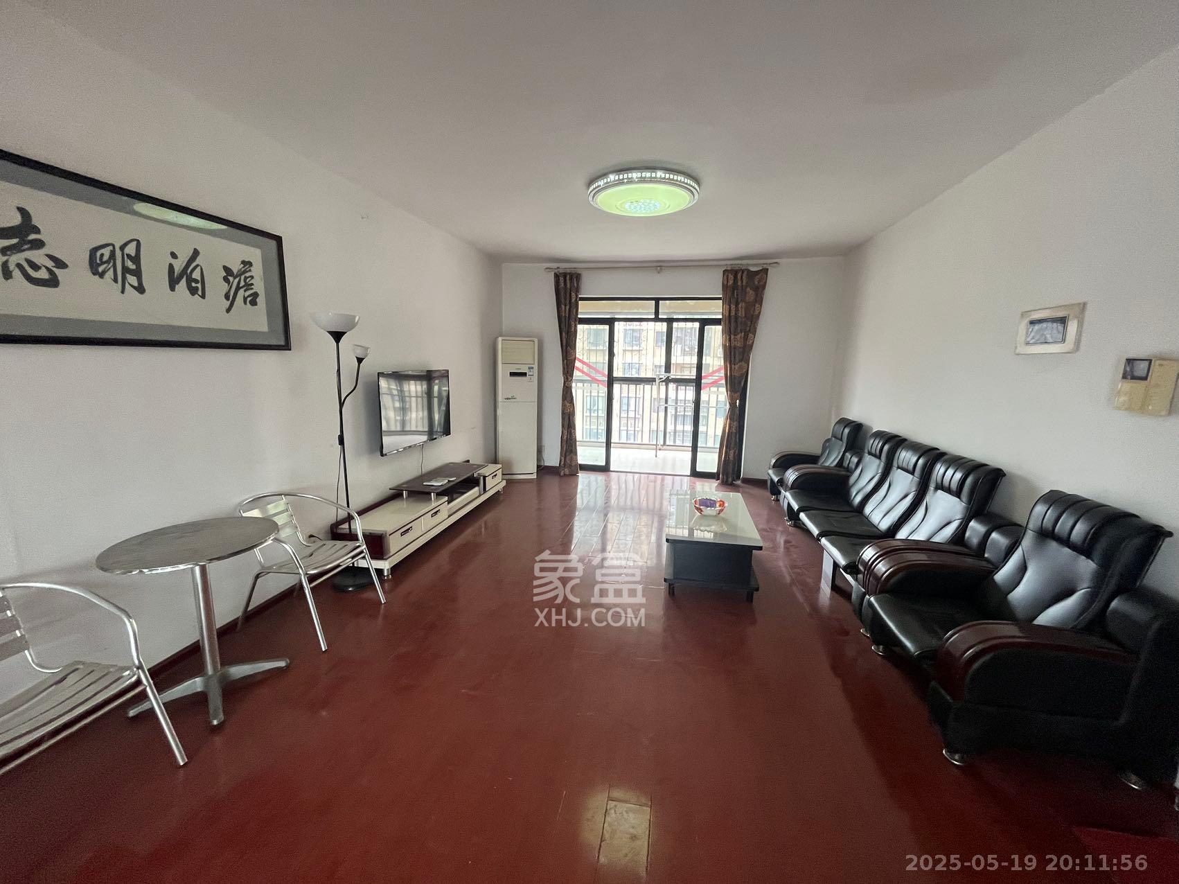 三江花中城 3室2厅1卫 2600.0元/月 三江花中城 3室2厅1卫 2600.0元/月室内图