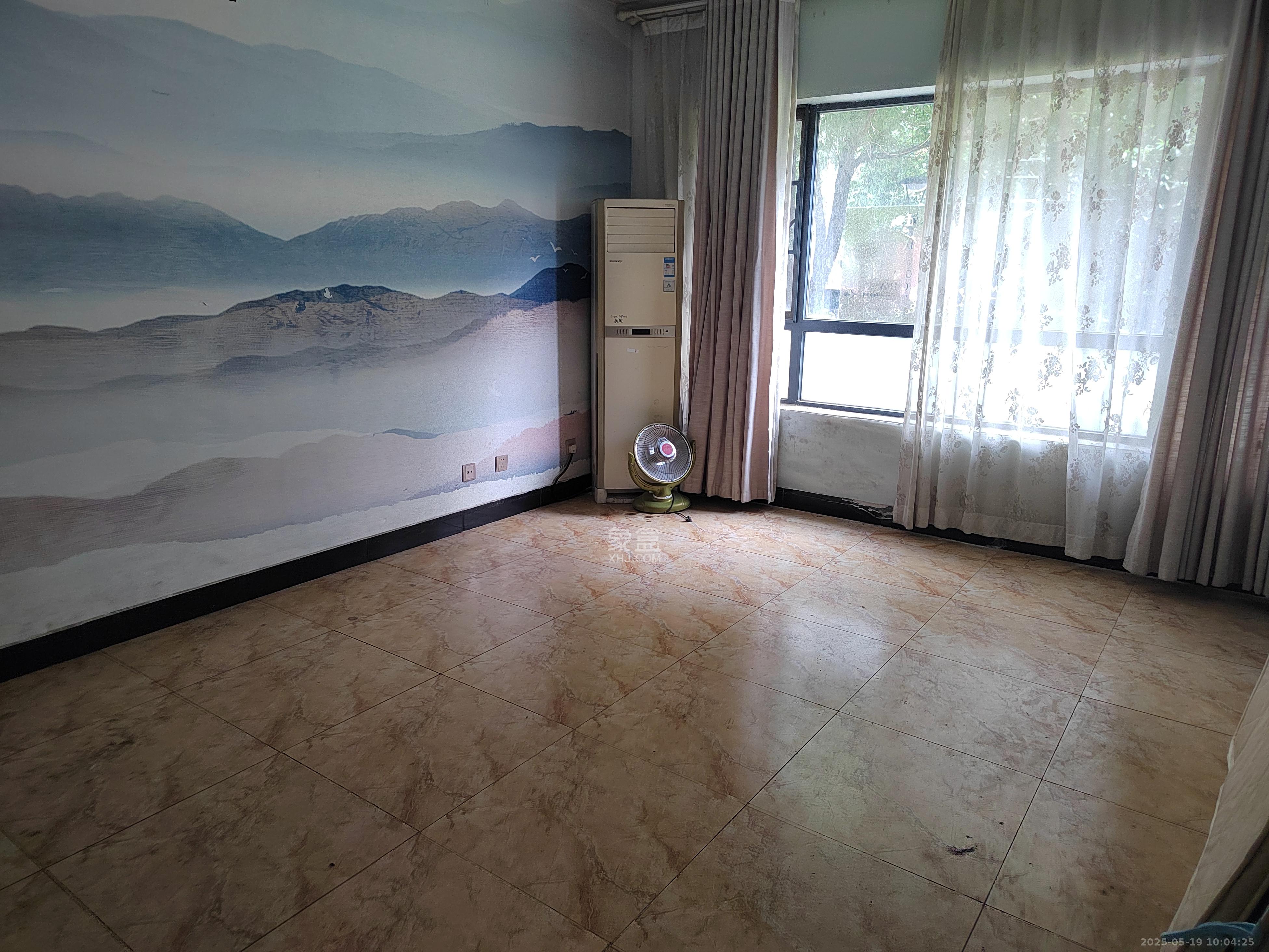 中信文化广场(中信新城二期) 3室2厅1卫 1800.0元/月 中信文化广场(中信新城二期) 3室2厅1卫 1800.0元/月室内图