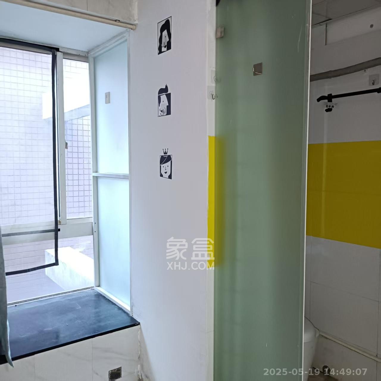 华海3C(天心电子世界)  1室1厅1卫    4000.0元/月 华海3C(天心电子世界)  1室1厅1卫    4000.0元/月室内图