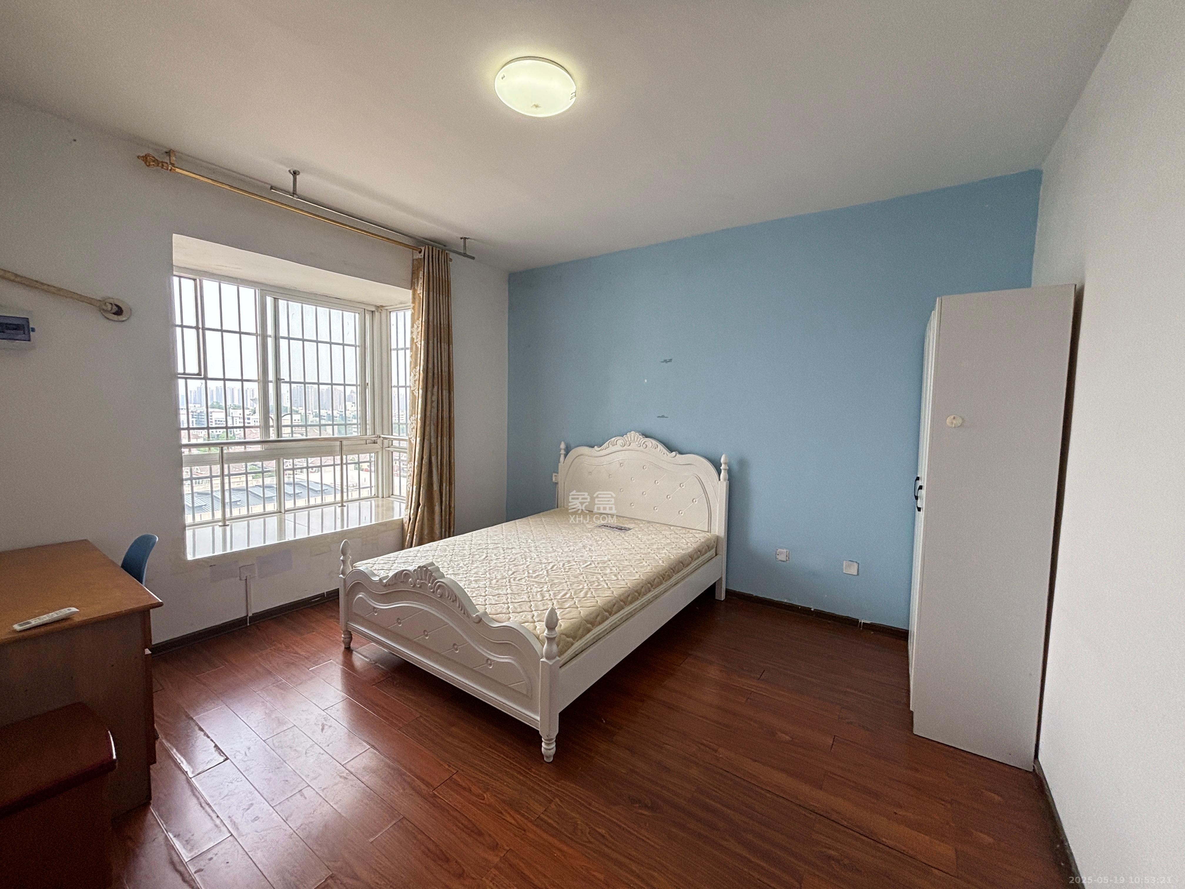 星沙教师公寓 1室1厅1卫 700.0元/月 星沙教师公寓 1室1厅1卫 700.0元/月室内图