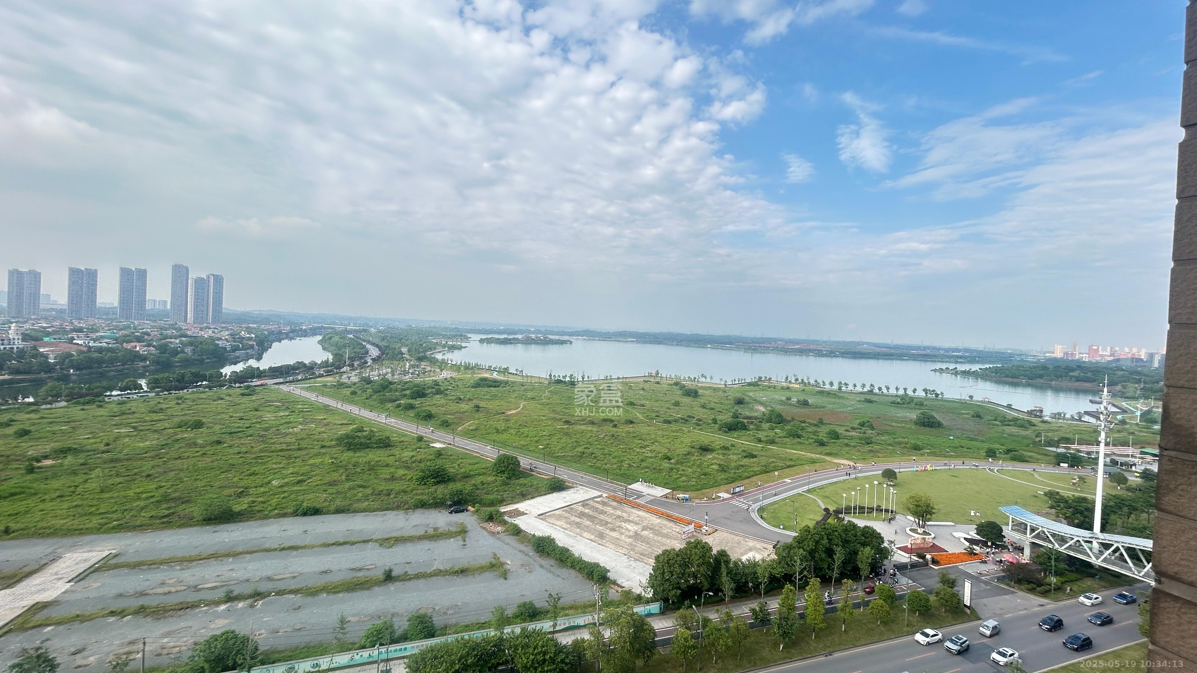 爱琴海岸  3室2厅1卫   1600.00元/月室内图