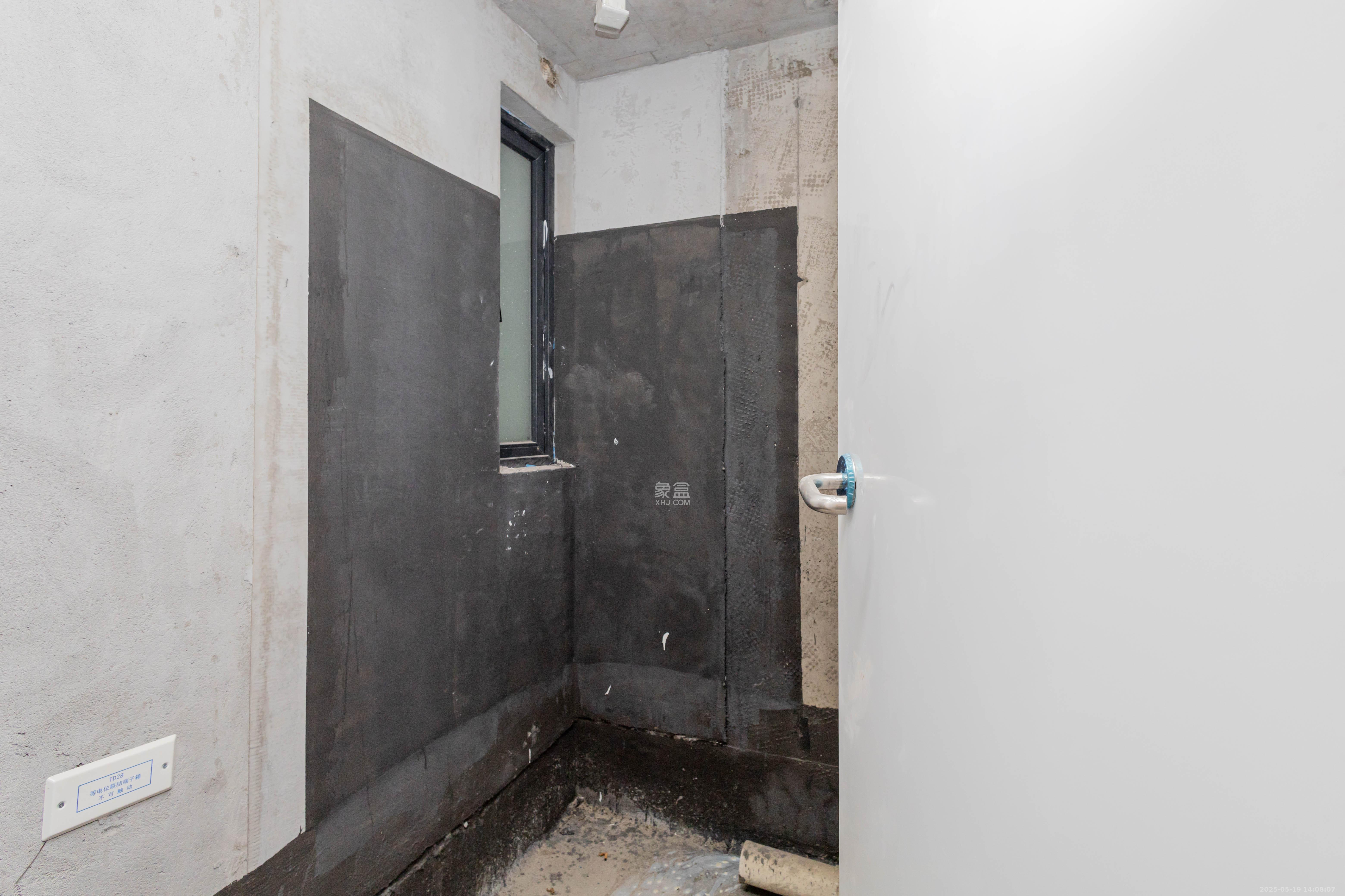 华远碧桂园海蓝城二期  3室2厅2卫    59.0万 华远碧桂园海蓝城二期  3室2厅2卫    59.0万卫生间