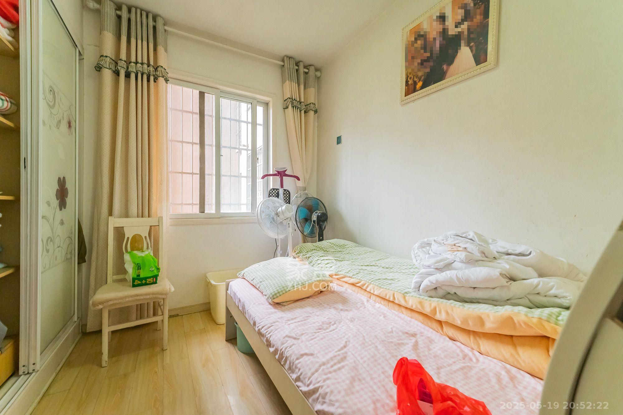 筑梦佳园 4室2厅2卫 2200.0元/月 筑梦佳园 4室2厅2卫 2200.0元/月室内图