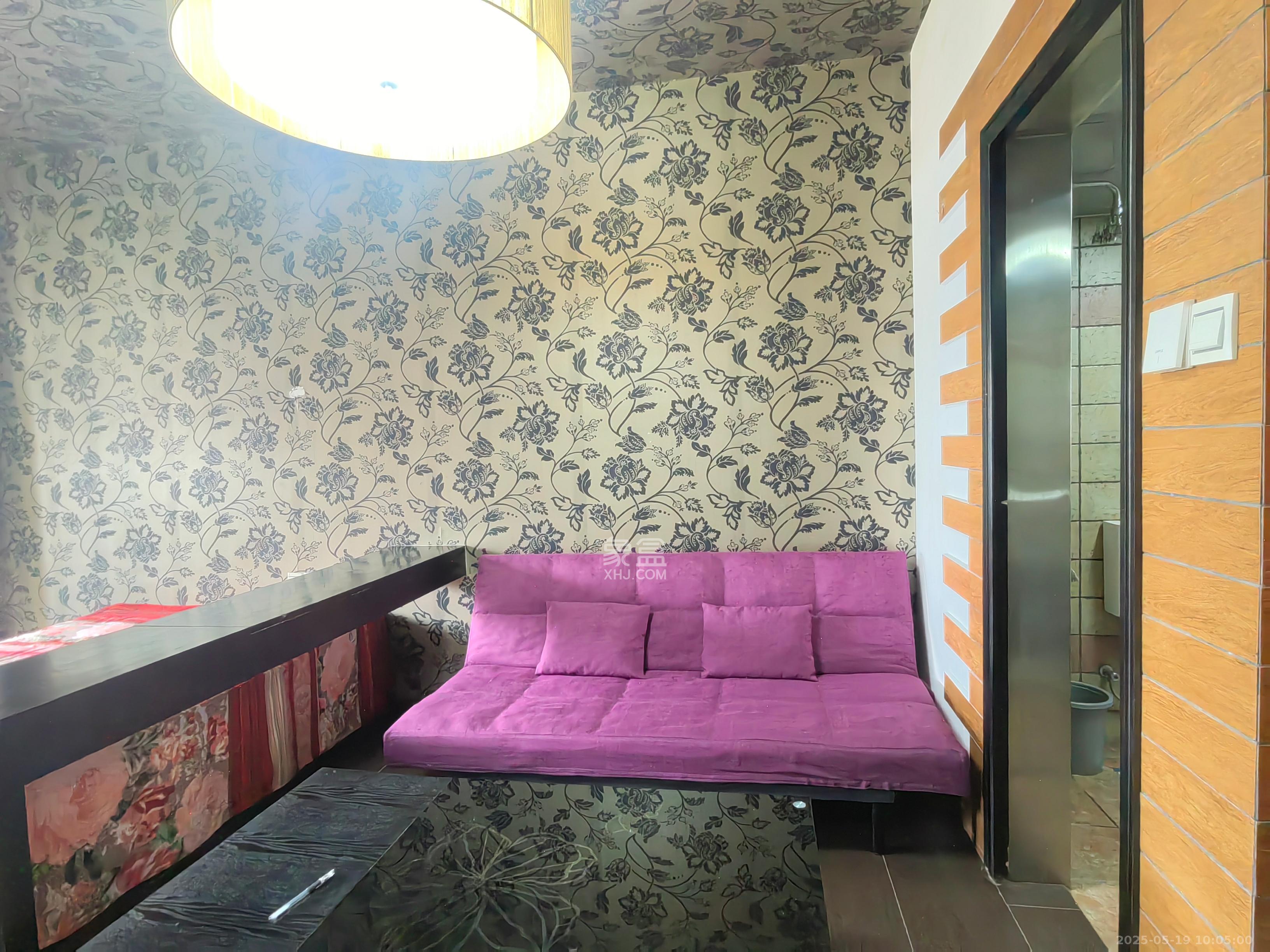 伍家岭生活广场 1室0厅0卫 1400.0元/月 伍家岭生活广场 1室0厅0卫 1400.0元/月室内图