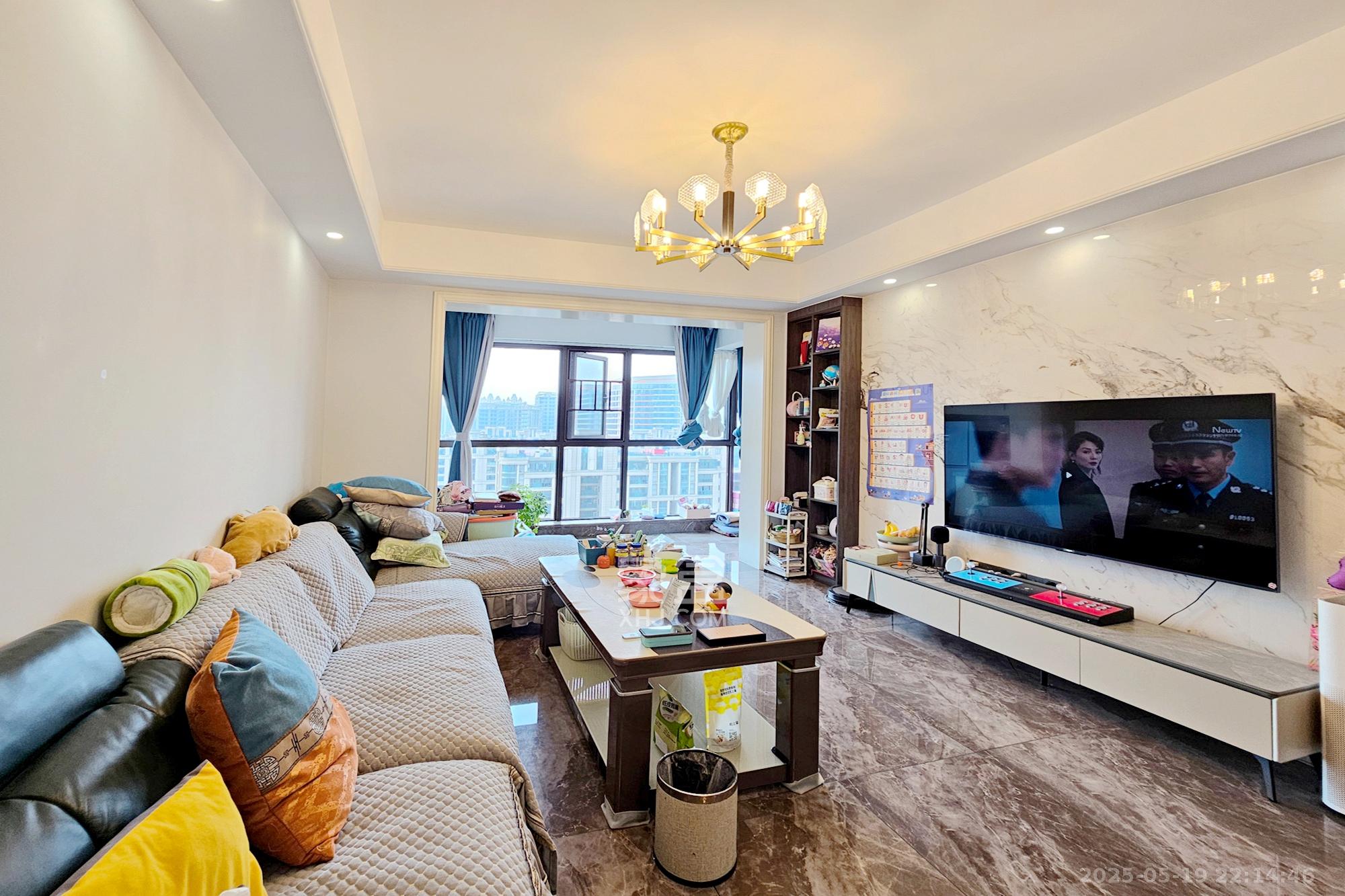 明昇壹城(明昇时代广场)二期  4室2厅2卫    229.0万 明昇壹城(明昇时代广场)二期  4室2厅2卫    229.0万