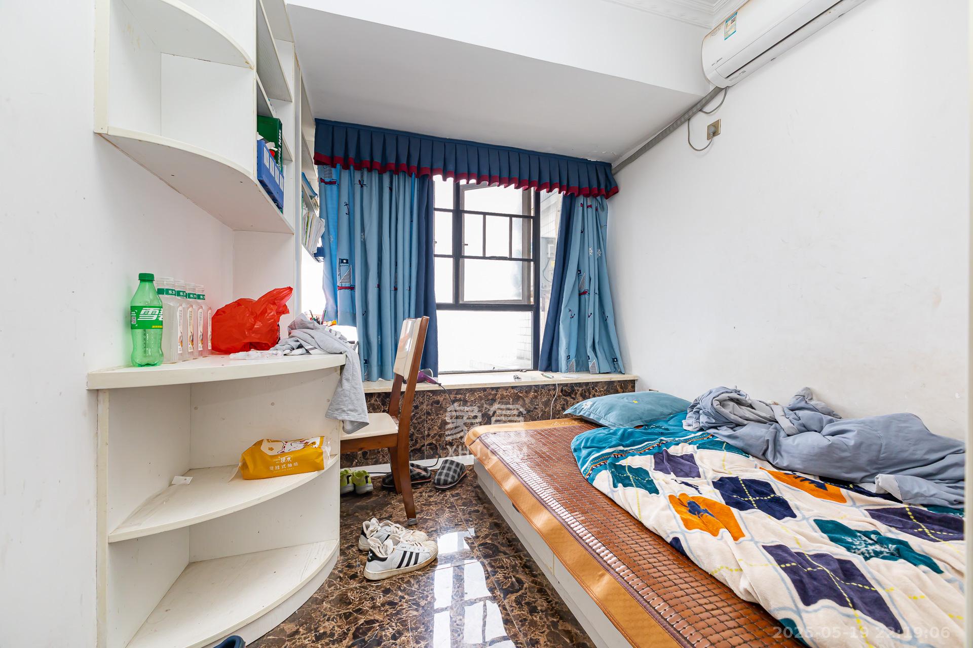 润和之悦(金泽园) 3室2厅2卫 84.8万 润和之悦(金泽园) 3室2厅2卫 84.8万卧室