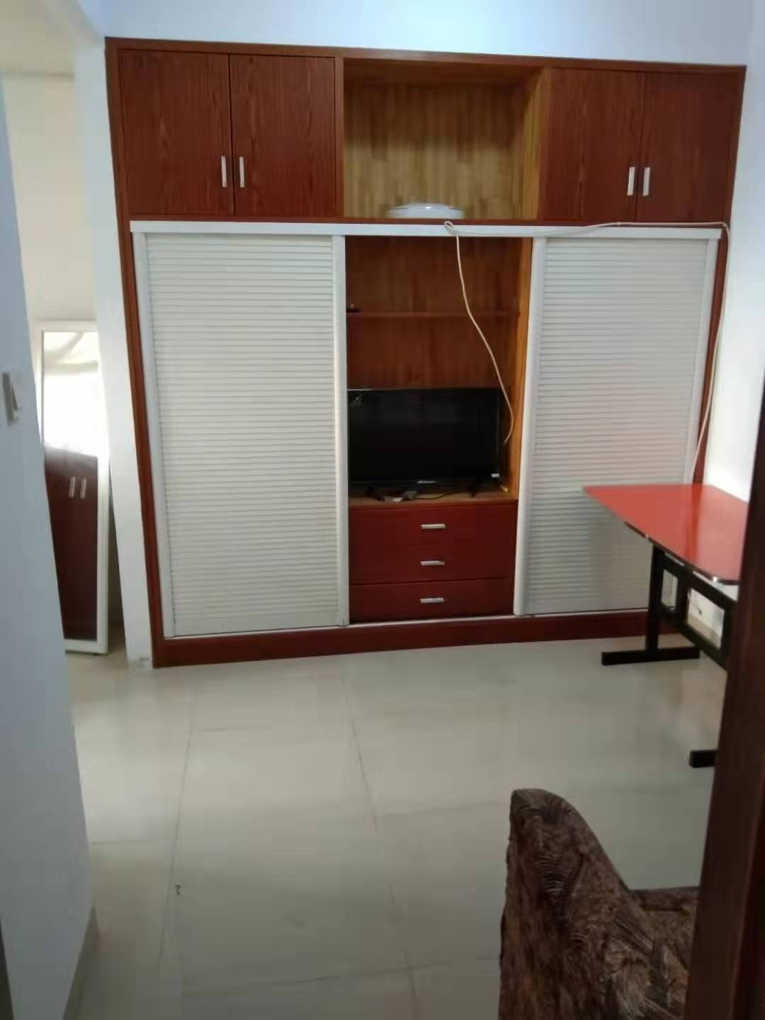 新和香江城(香江城)  1室2厅1卫    900.0元/月 新和香江城(香江城)  1室2厅1卫    900.0元/月室内图