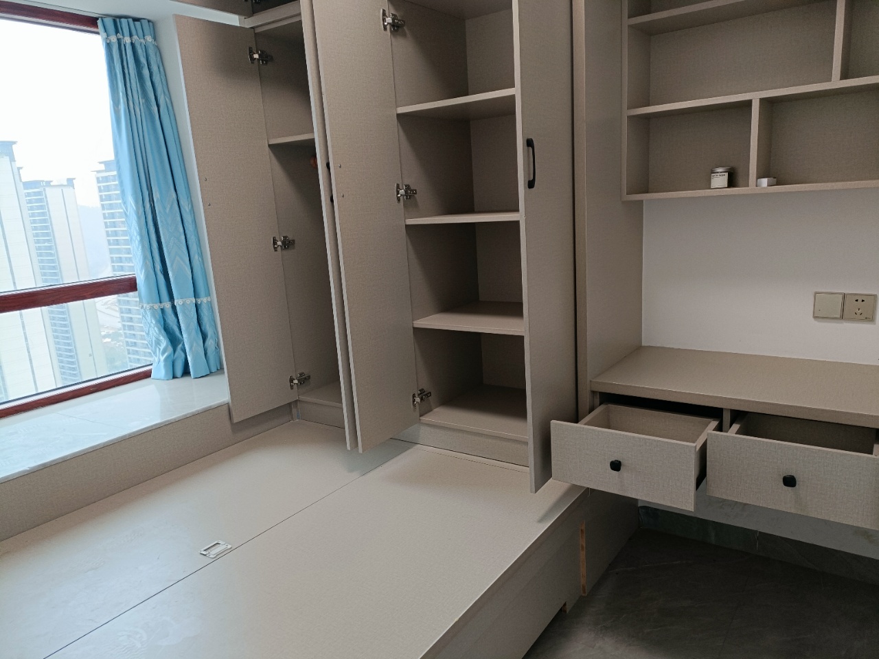 百弘学府城 2室1厅1卫 1200.0元/月 百弘学府城 2室1厅1卫 1200.0元/月室内图