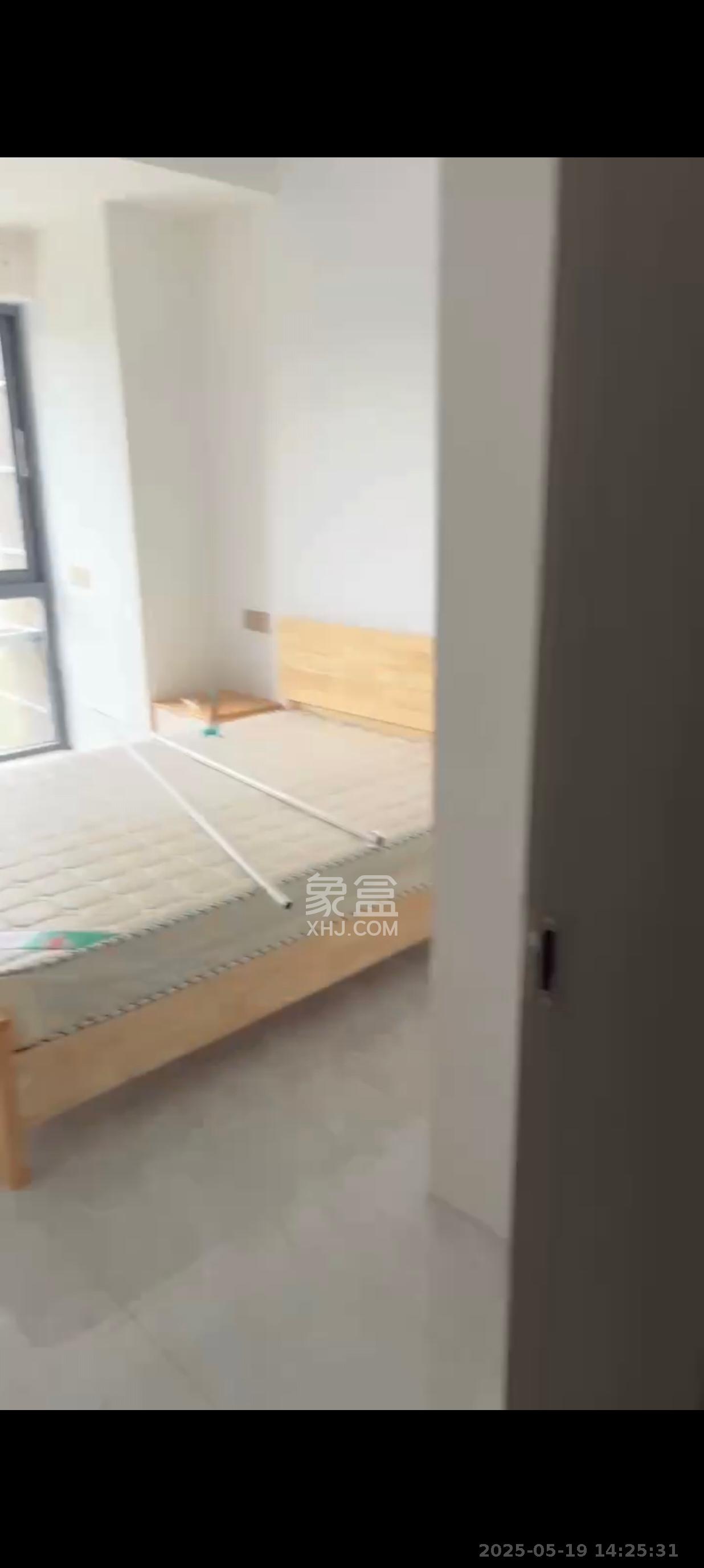 博林云栖  2室2厅1卫   2400.00元/月室内图