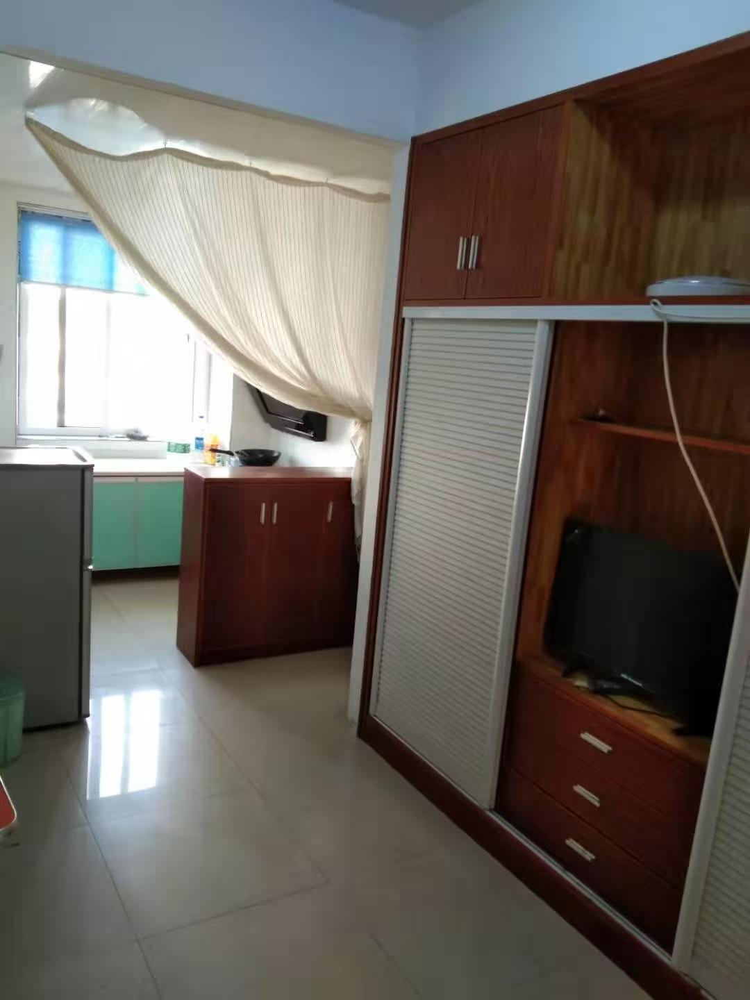 新和香江城(香江城)  1室2厅1卫    900.0元/月 新和香江城(香江城)  1室2厅1卫    900.0元/月室内图