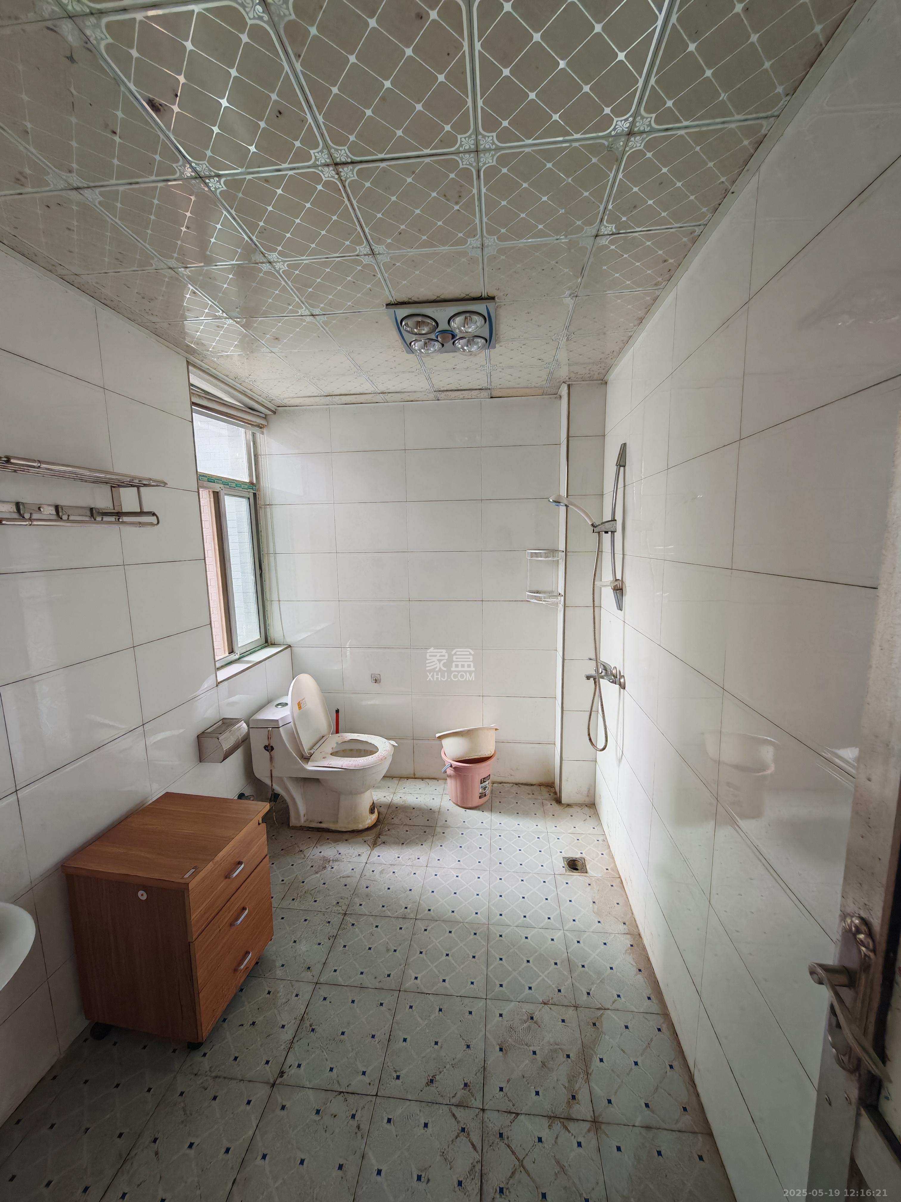 锑都家园 3室2厅2卫 1600.0元/月 锑都家园 3室2厅2卫 1600.0元/月室内图