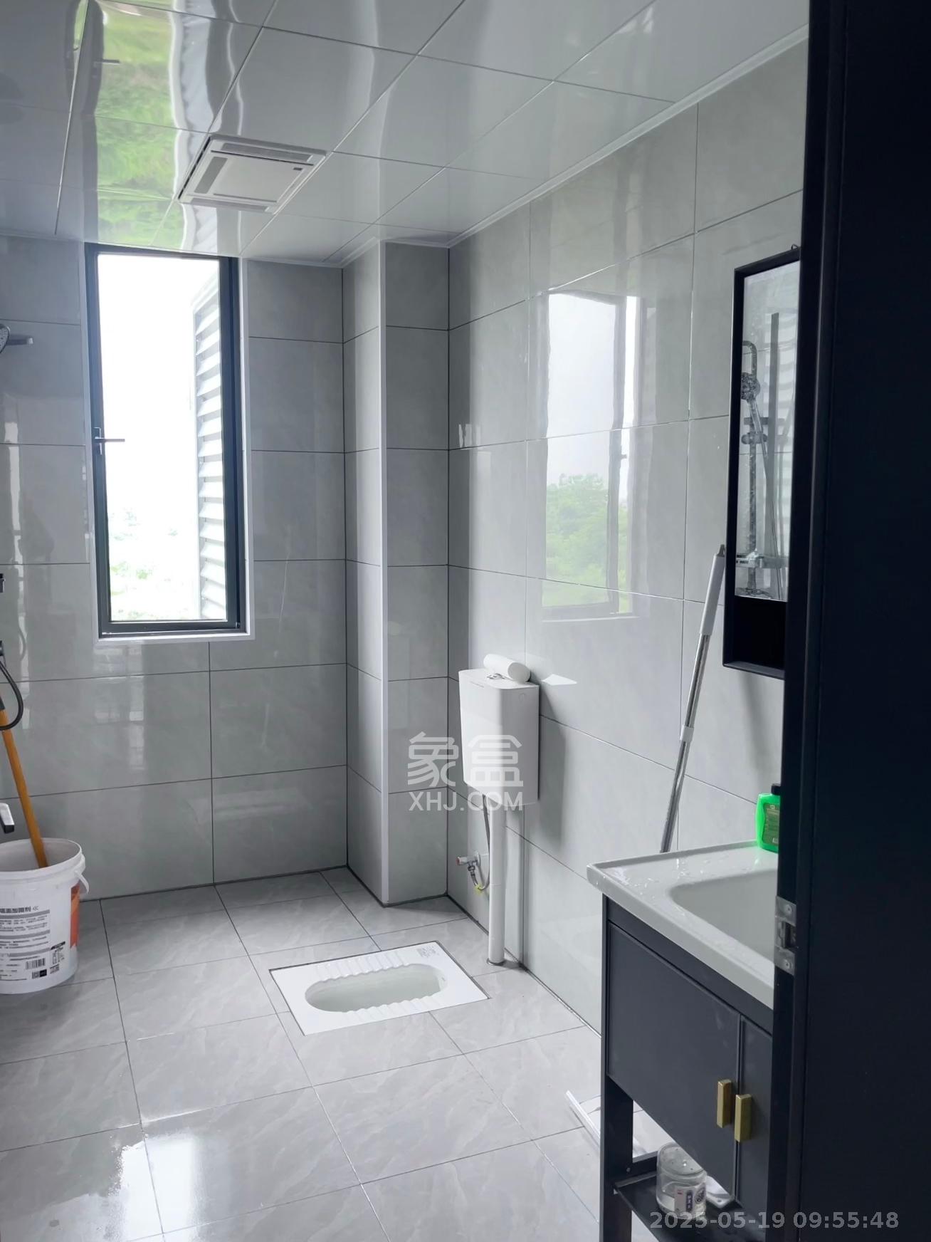 植基家园 3室2厅2卫 2000.0元/月 植基家园 3室2厅2卫 2000.0元/月室内图