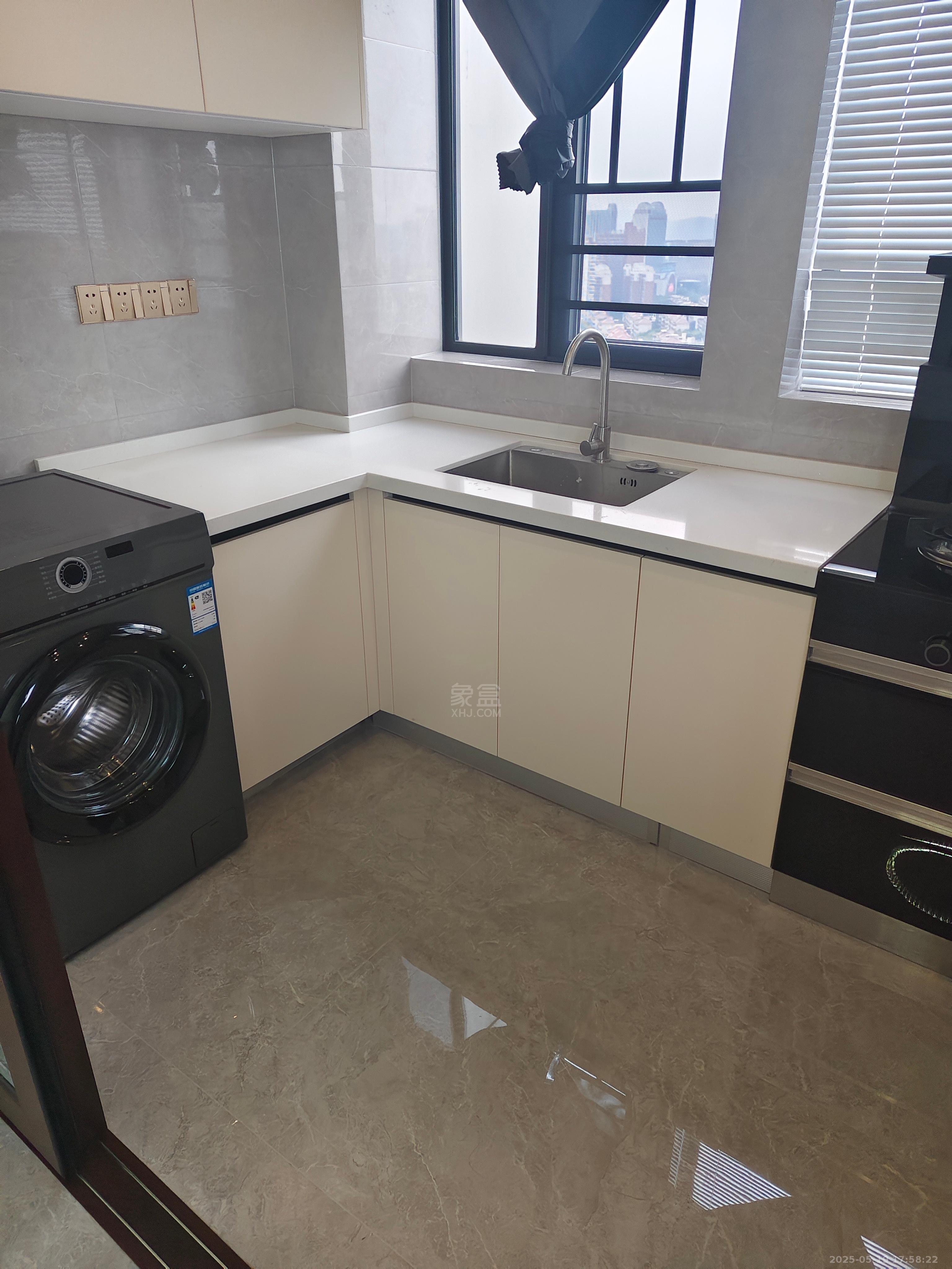 白鹤公馆 1室1厅1卫 2000.0元/月 白鹤公馆 1室1厅1卫 2000.0元/月室内图