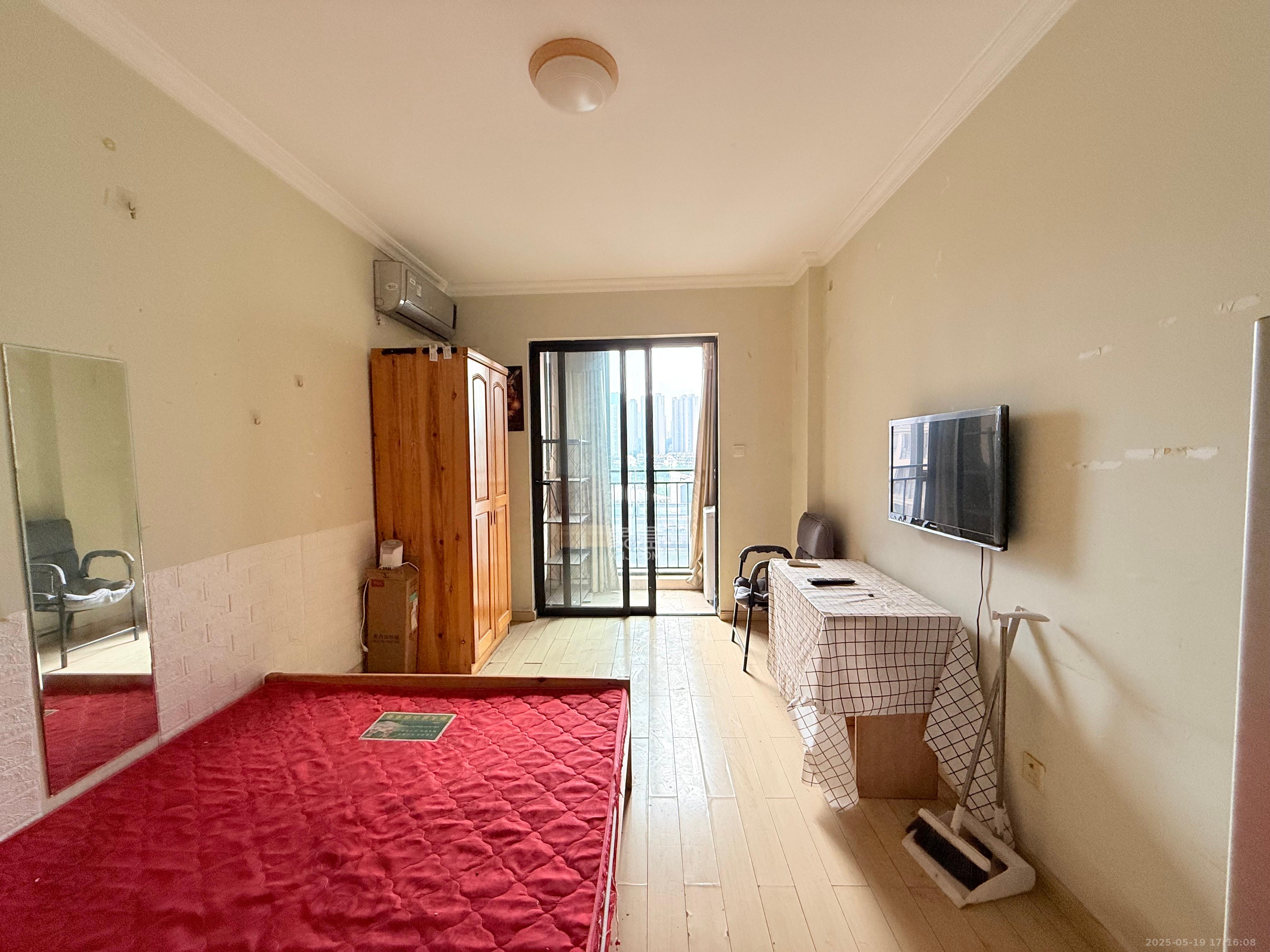 万科金域华府一期  1室0厅1卫    1100.0元/月 万科金域华府一期  1室0厅1卫    1100.0元/月室内图