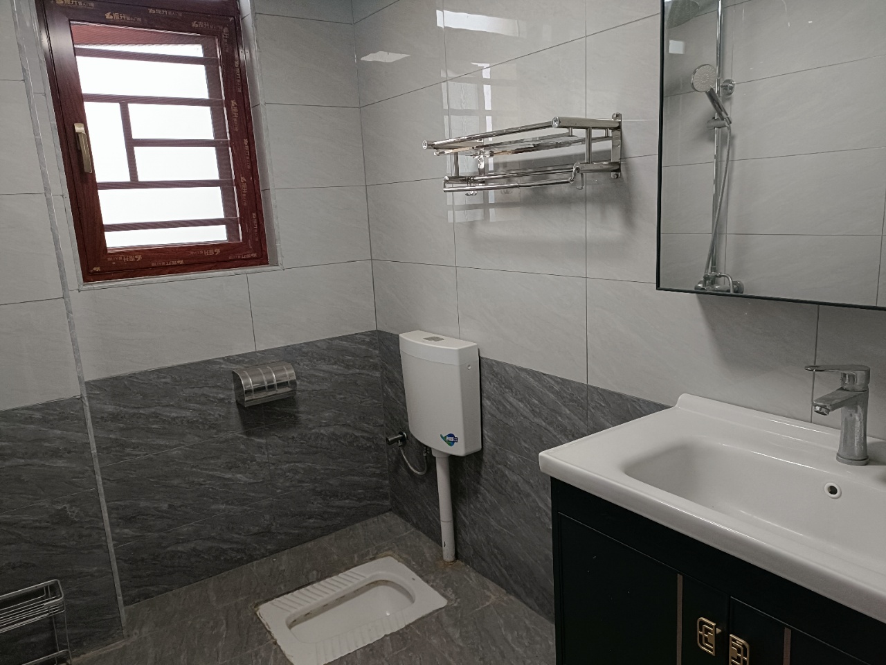 百弘学府城 2室1厅1卫 1200.0元/月 百弘学府城 2室1厅1卫 1200.0元/月室内图