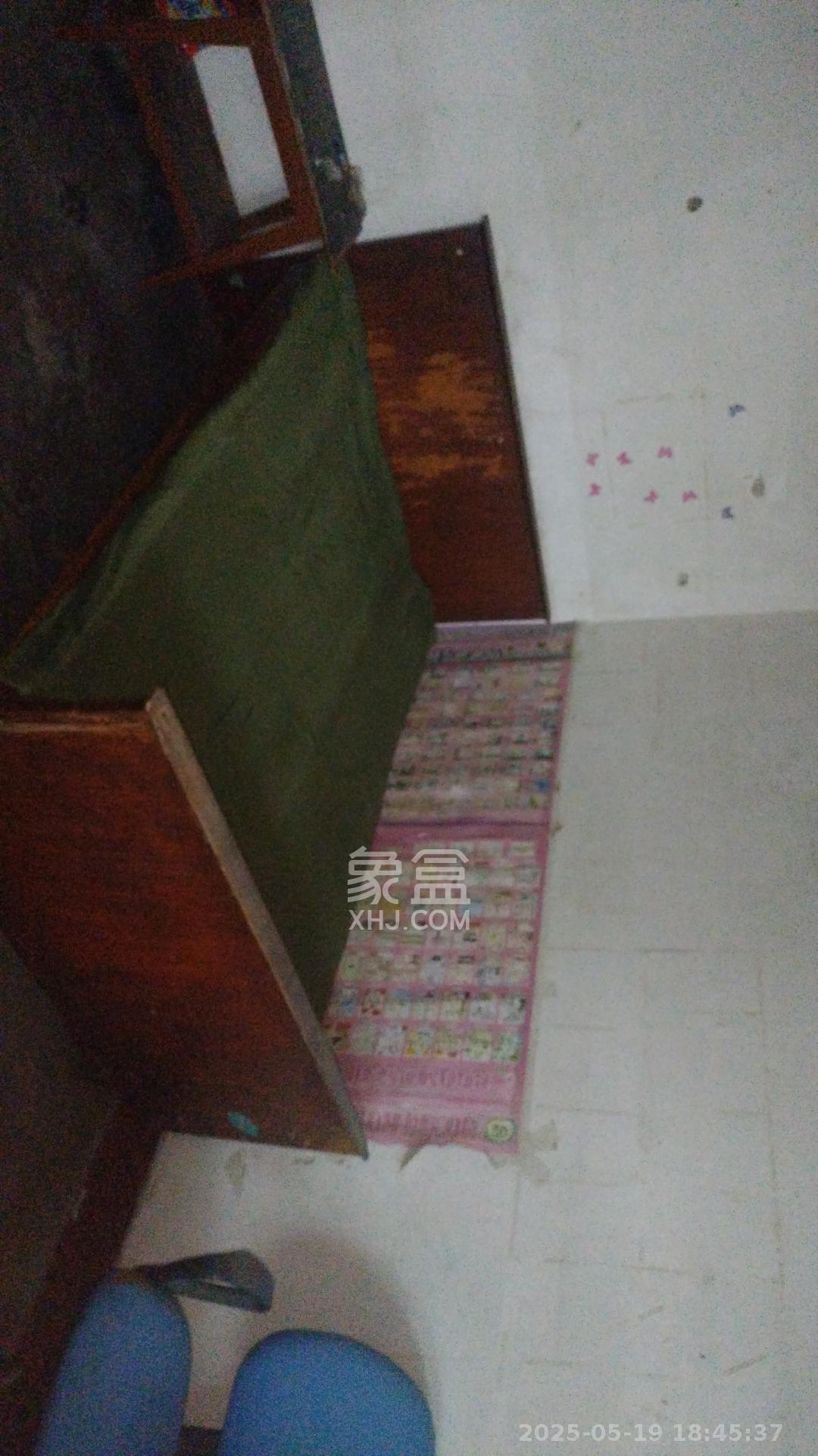 印染厂宿舍 1室1厅1卫 500.0元/月 印染厂宿舍 1室1厅1卫 500.0元/月室内图