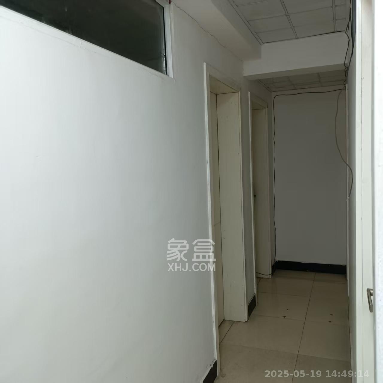 华海3C(天心电子世界)  1室1厅1卫    4000.0元/月 华海3C(天心电子世界)  1室1厅1卫    4000.0元/月室内图