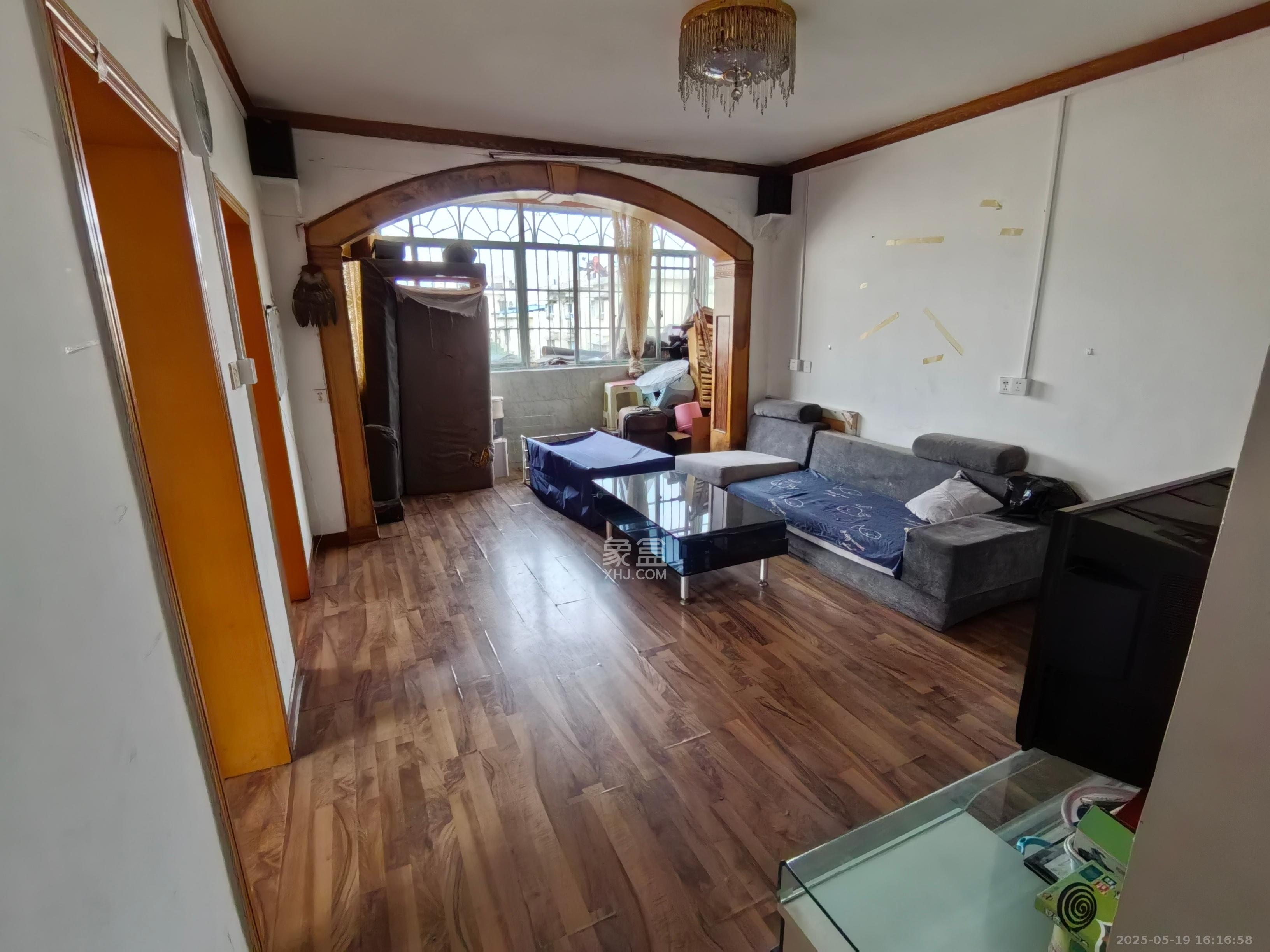 桔园小区1-8片 2室1厅1卫 1400.0元/月 桔园小区1-8片 2室1厅1卫 1400.0元/月室内图