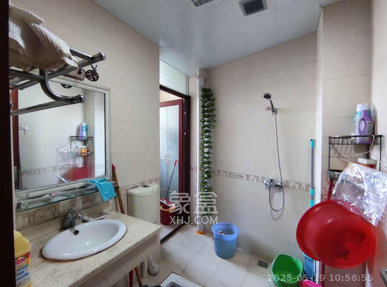 中隆国际御玺 4室2厅3卫 6000.0元/月 中隆国际御玺 4室2厅3卫 6000.0元/月室内图