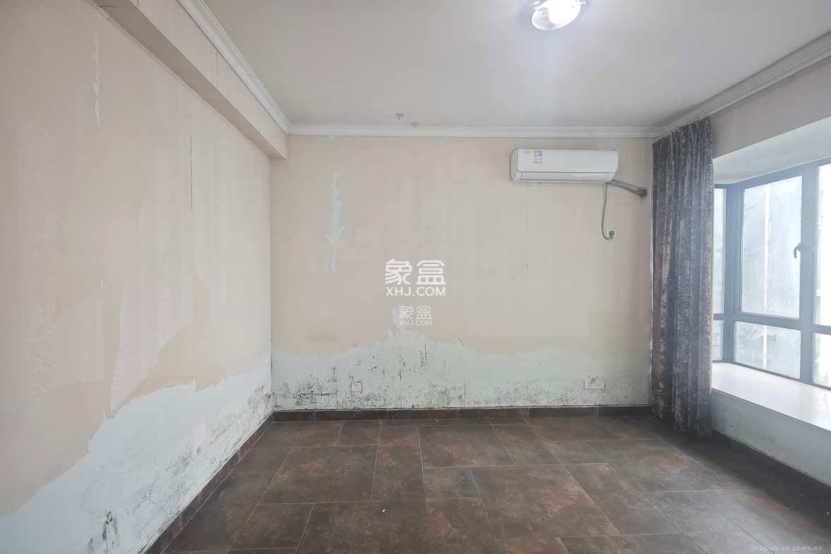 华盛新外滩  4室2厅2卫    3600.0元/月 华盛新外滩  4室2厅2卫    3600.0元/月室内图