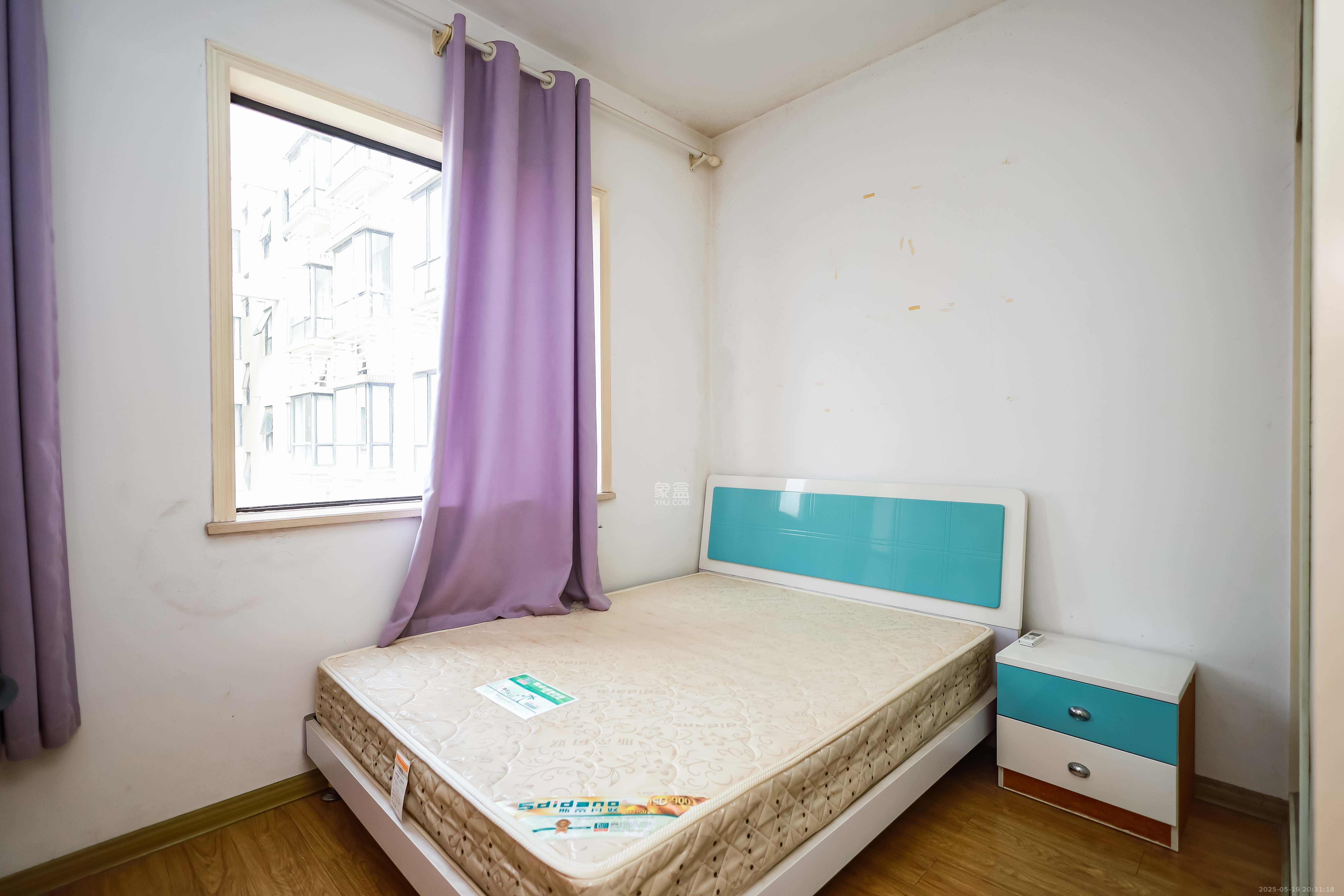 莱茵城 2室2厅1卫 66.0万 莱茵城 2室2厅1卫 66.0万卧室