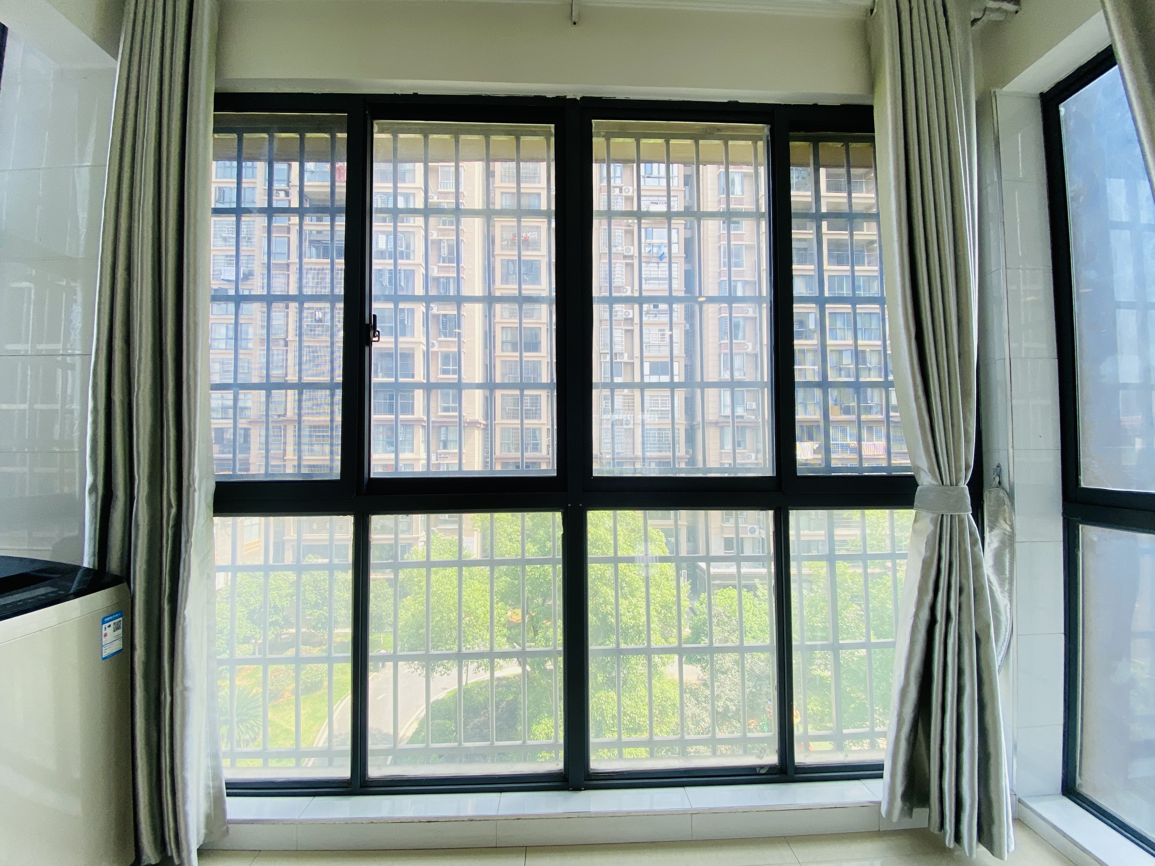 康城上品  3室2厅2卫    56.78万 康城上品  3室2厅2卫    56.78万卧室