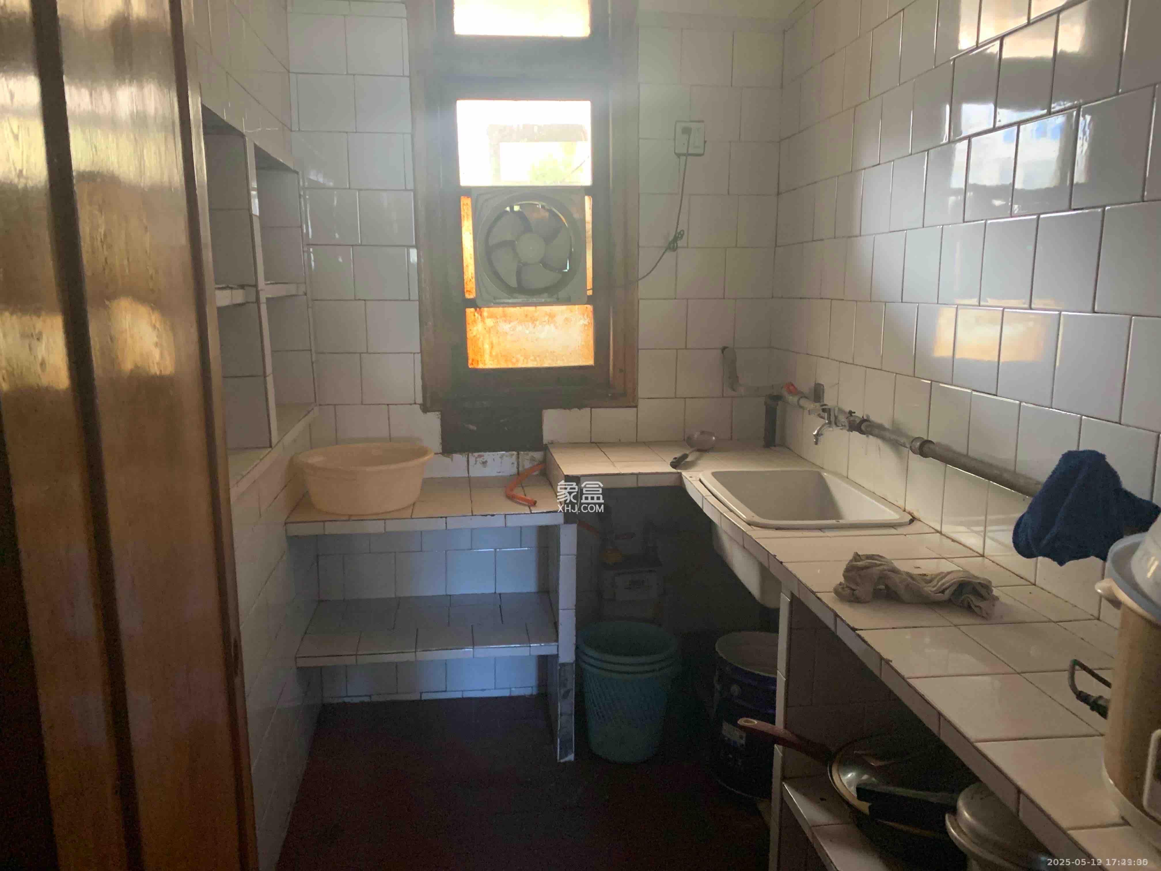 金地社区  2室1厅1卫    1000.0元/月 金地社区  2室1厅1卫    1000.0元/月室内图