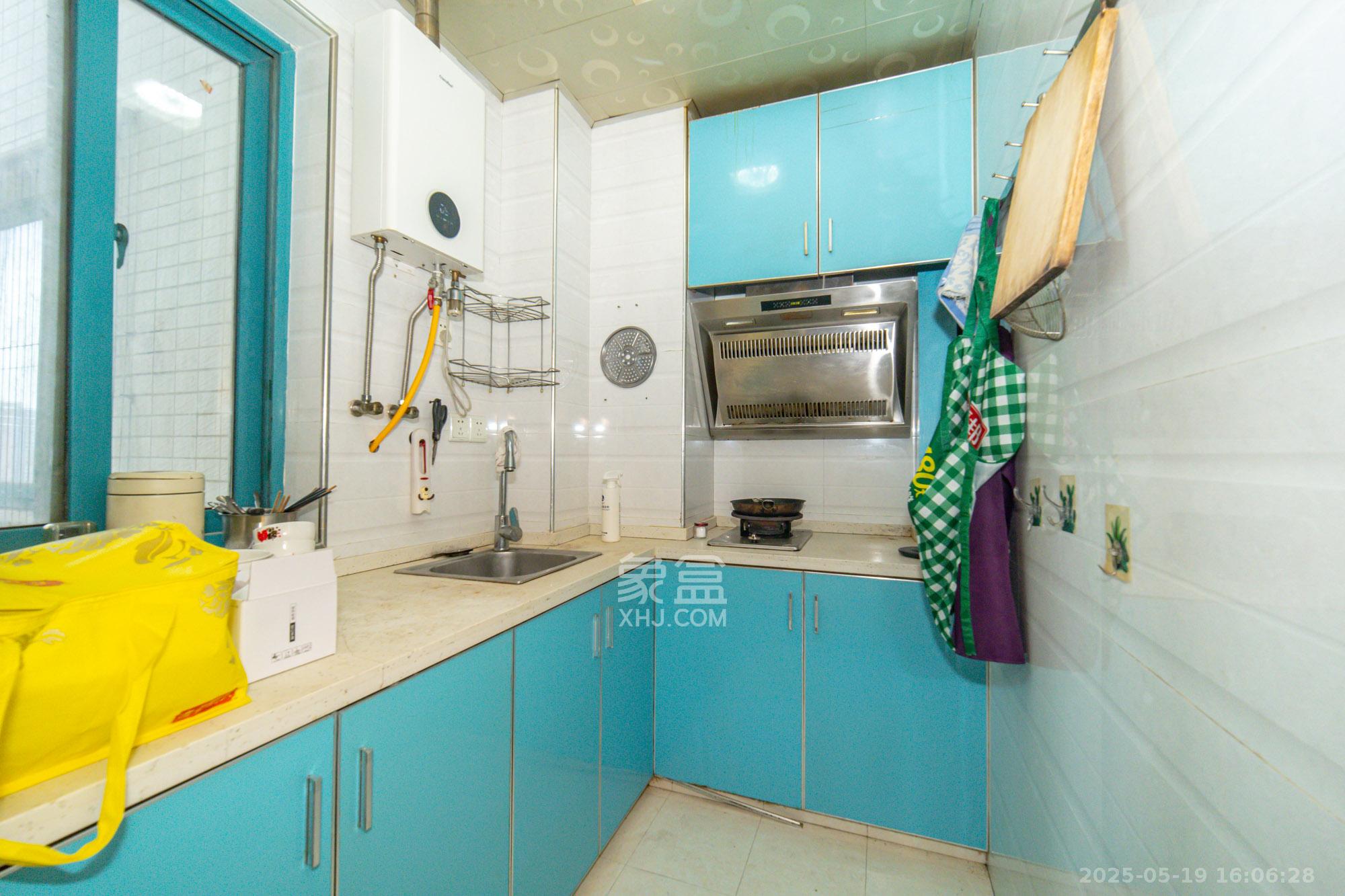 蝴蝶谷  2室2厅1卫    47.8万厨房