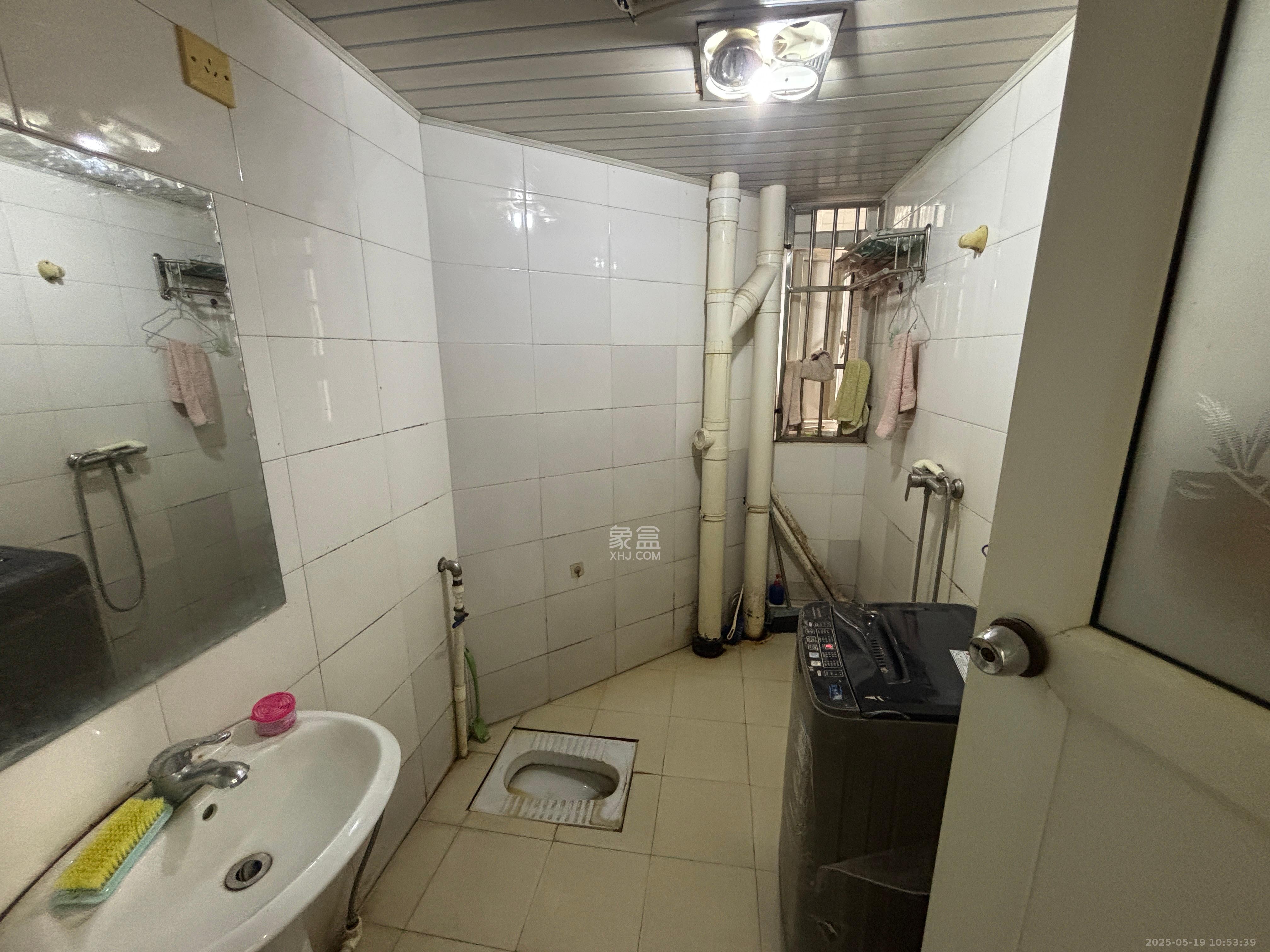 星沙教师公寓 1室1厅1卫 700.0元/月 星沙教师公寓 1室1厅1卫 700.0元/月室内图